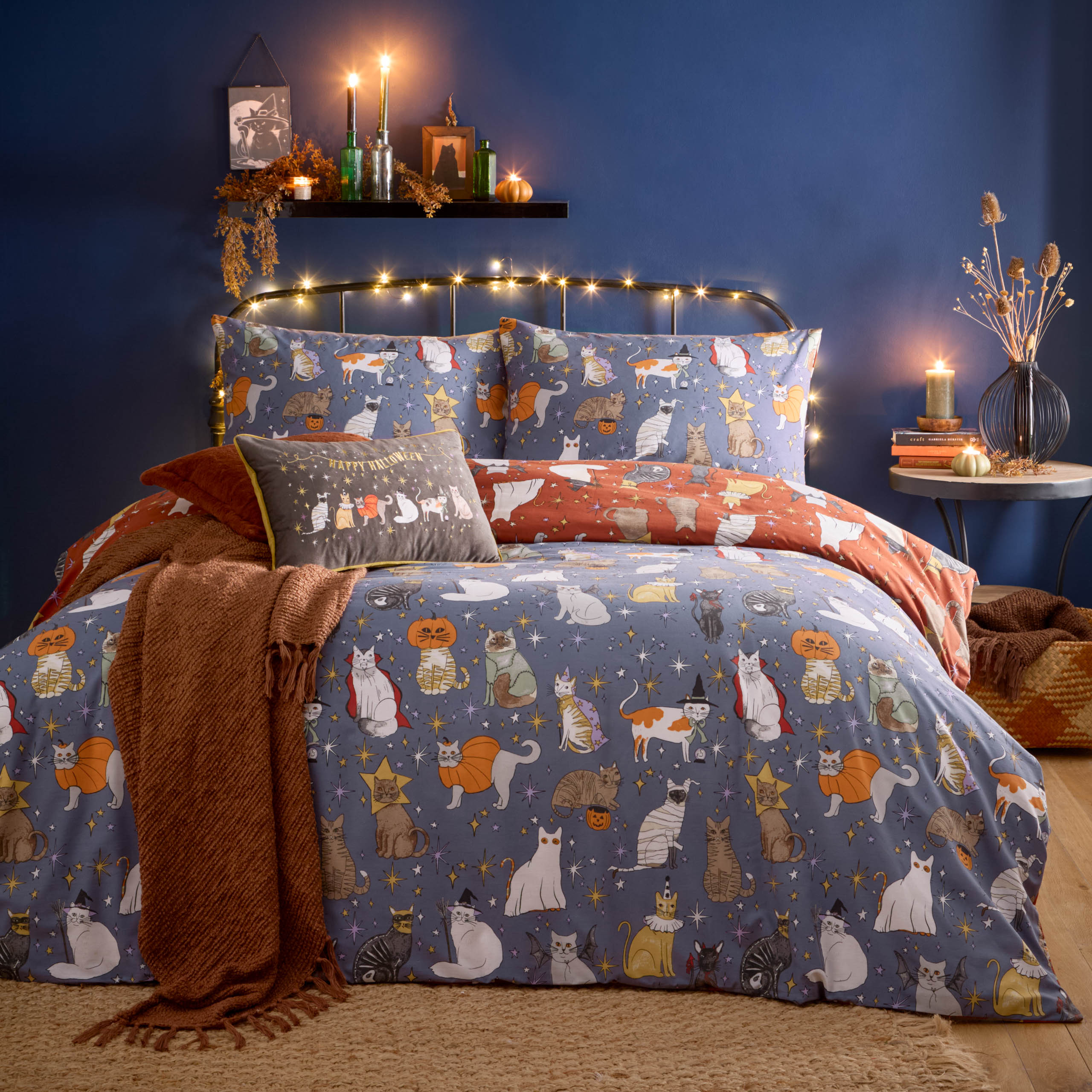Halloween Pawty Printed Reversible Duvet Cover Set