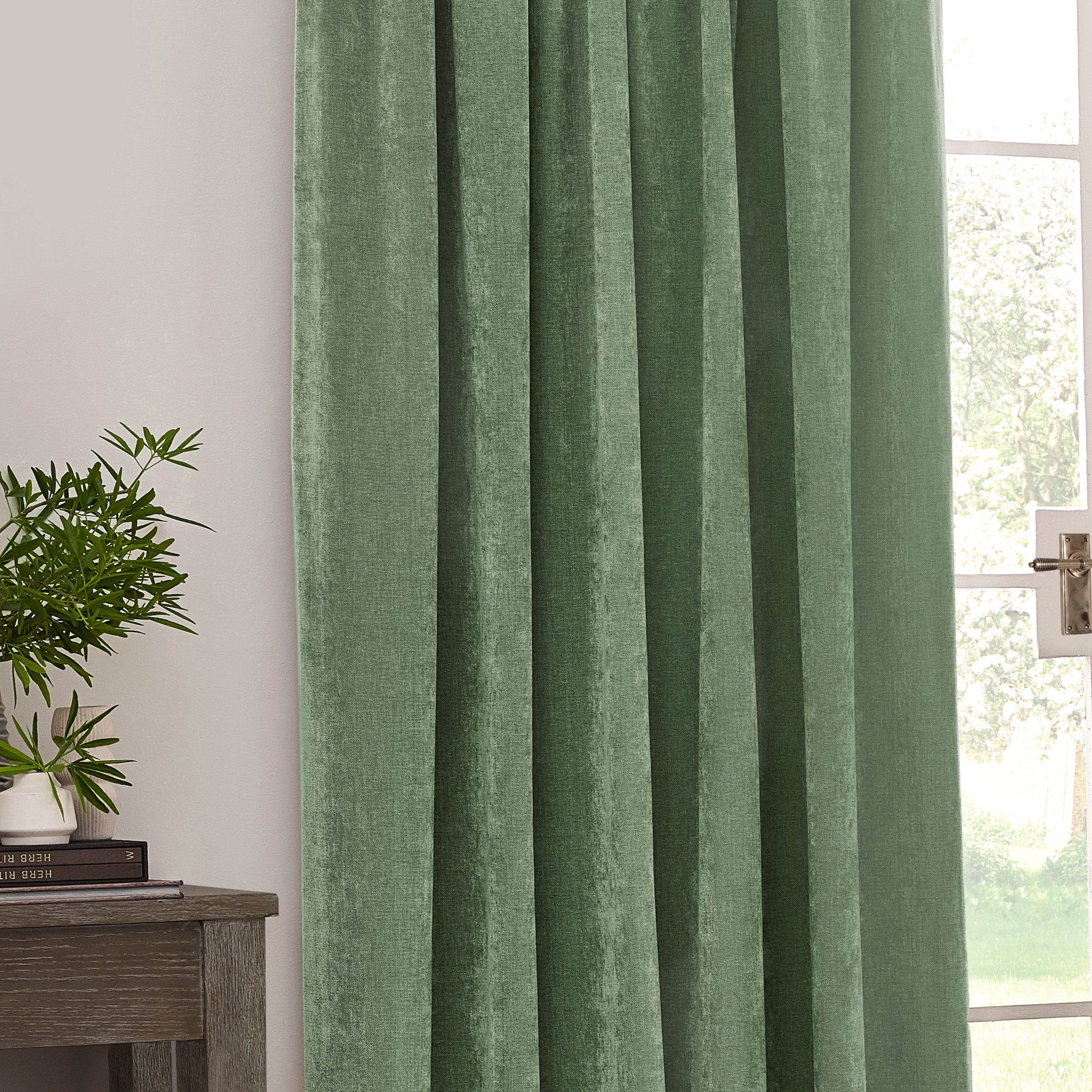 Heavy Chenille Velvet Room Darkening Pencil Pleat Curtains