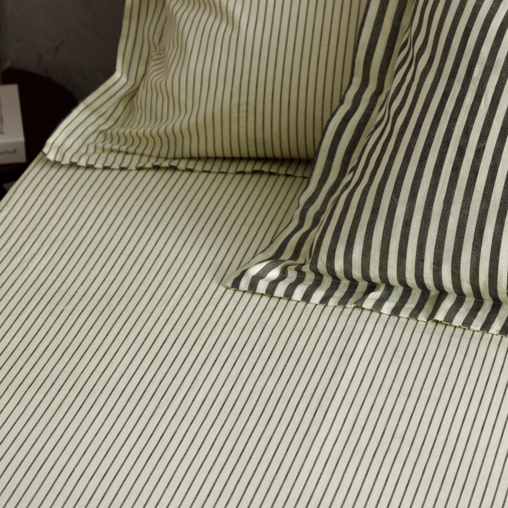 Hebden 100% Cotton Narrow Stripe Fitted Bed Sheet