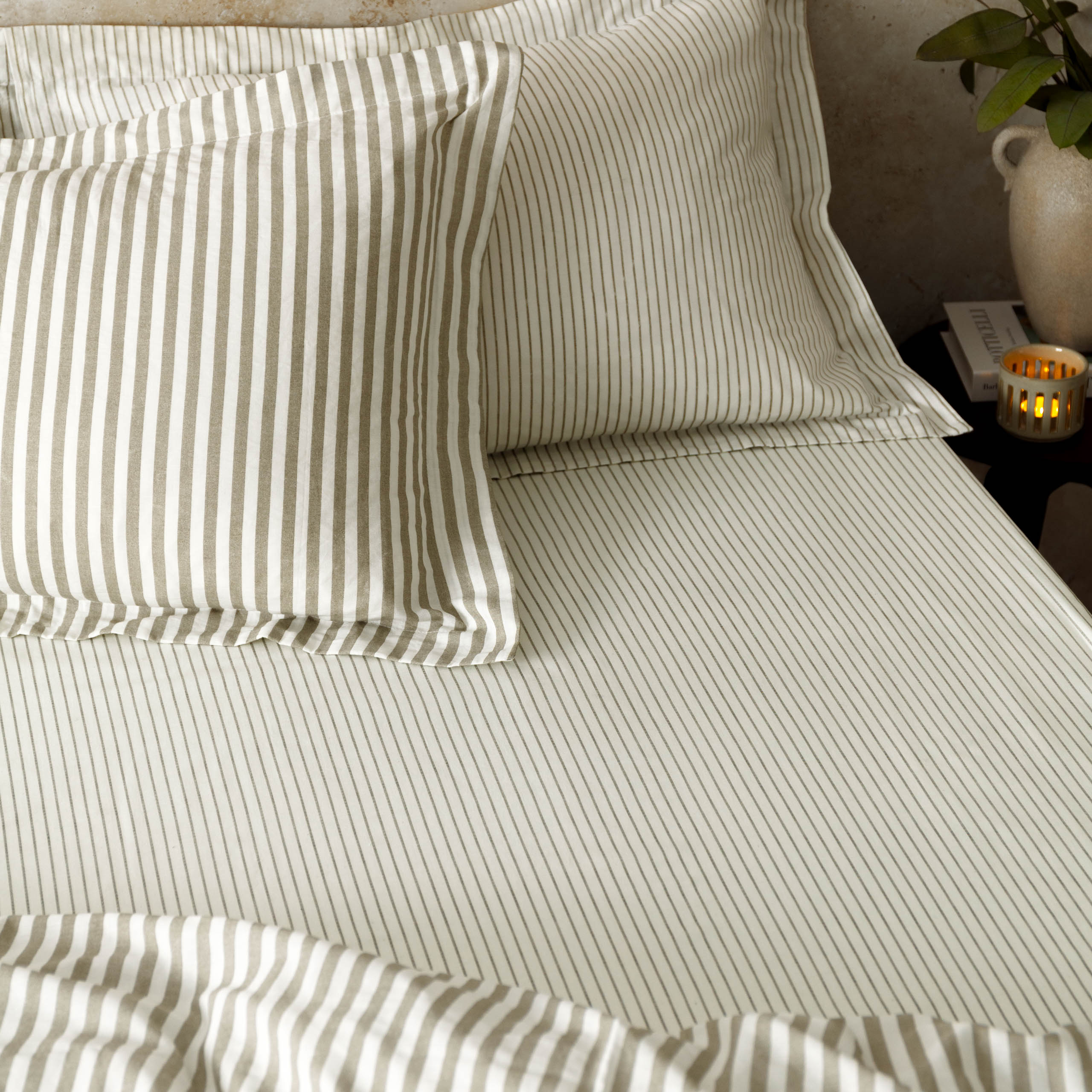 Hebden 100% Cotton Narrow Stripe Fitted Bed Sheet