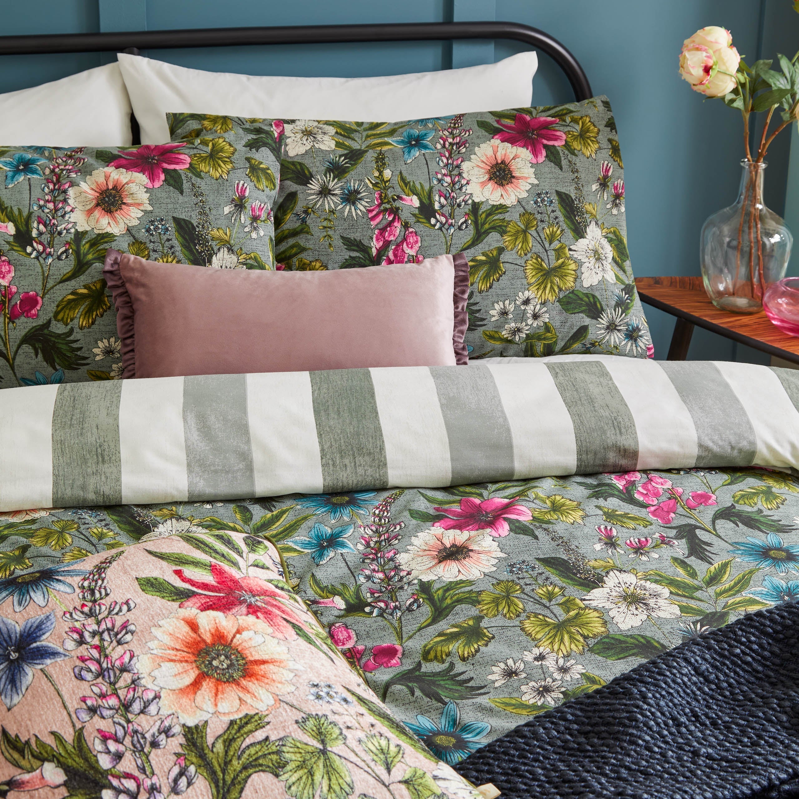 Hidcote Manor Botanical Duvet Cover Set