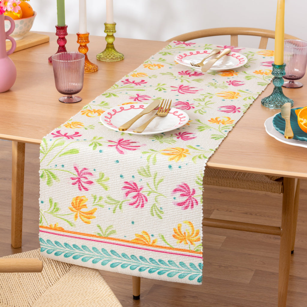 Honeysuckle Indoor/Outdoor Table Runner
