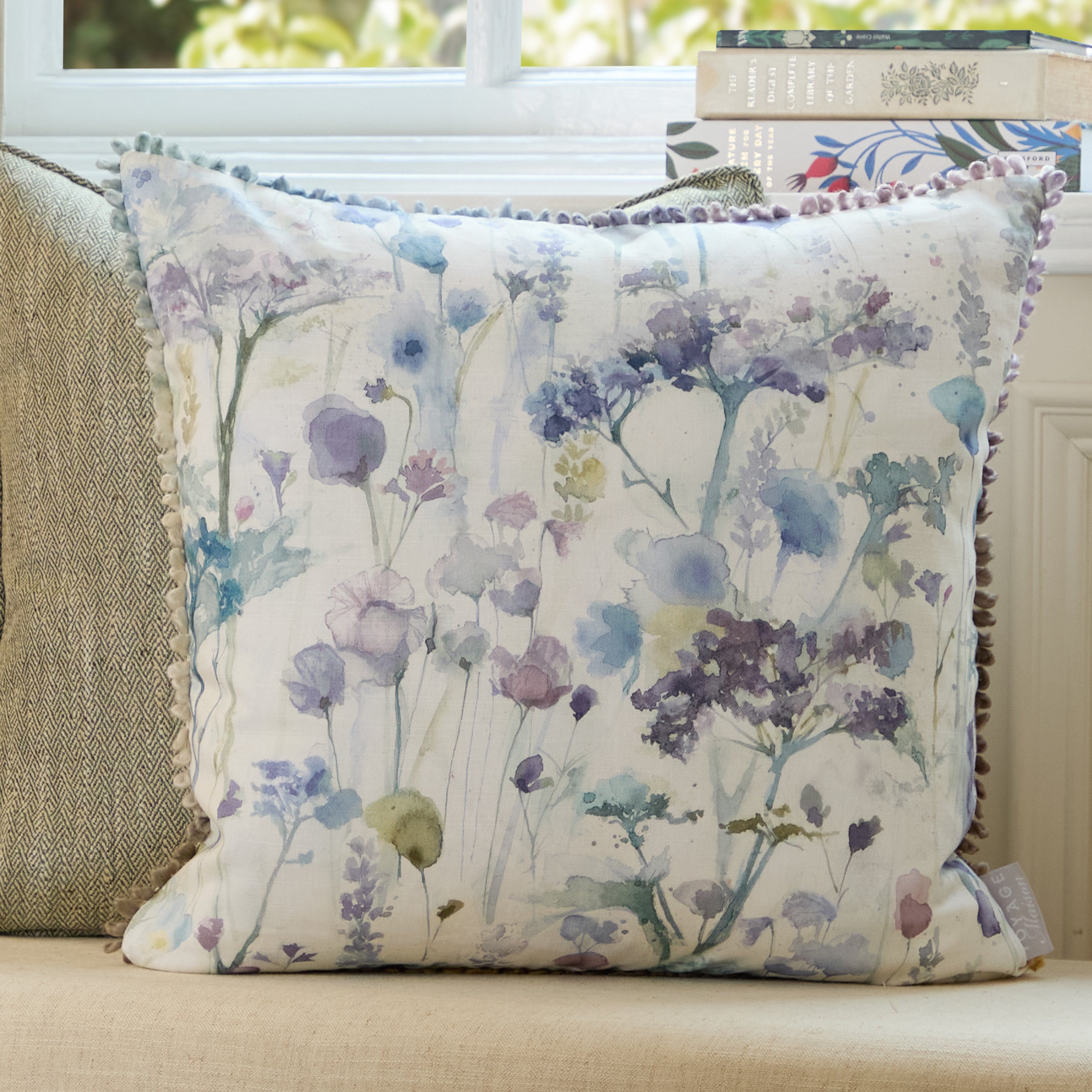 Ilinizas Printed Square Cushion
