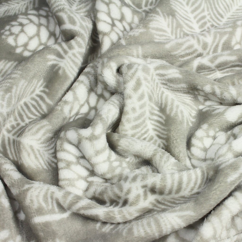Irwin Woodland Fleece Throw