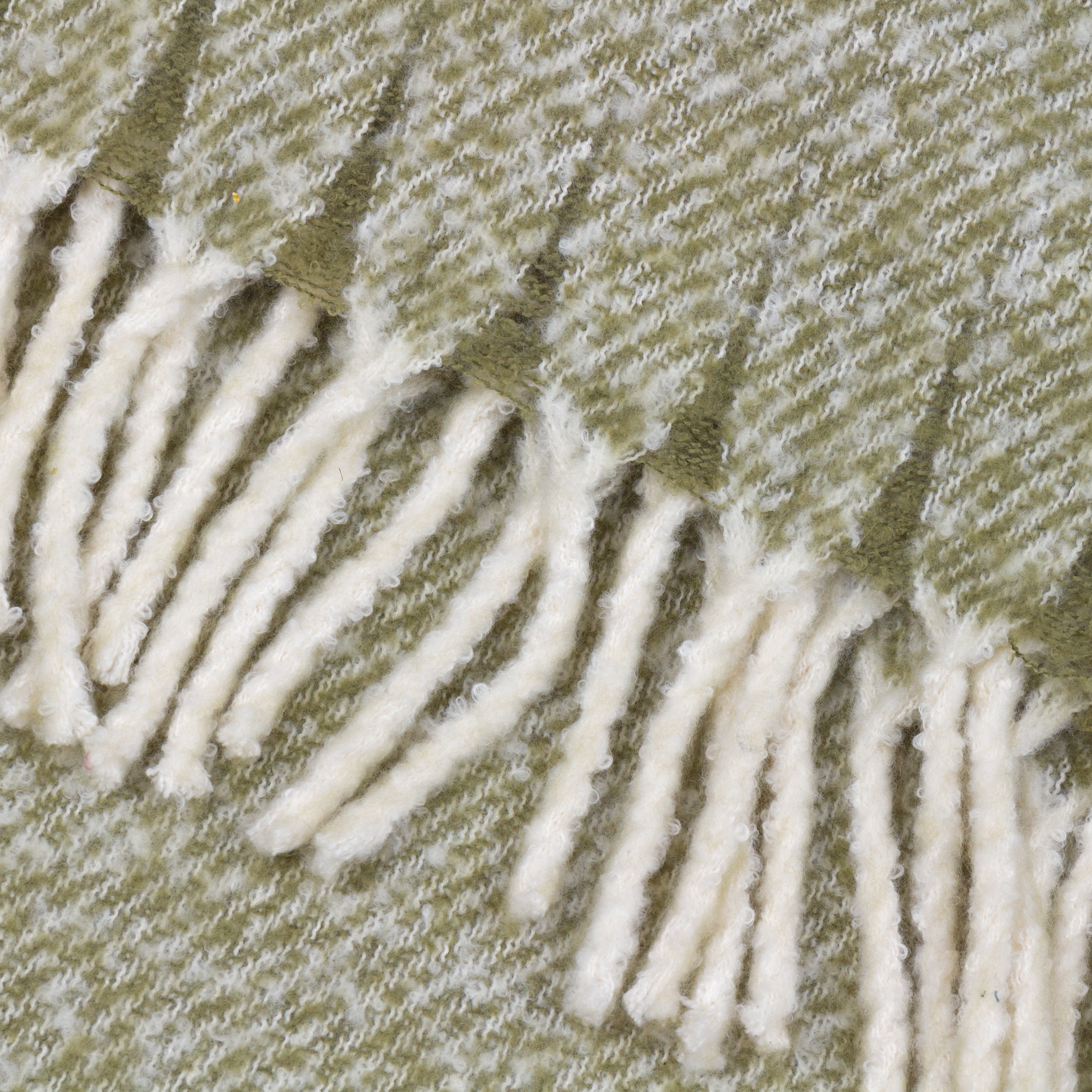 Isla Woven Tasselled Throw