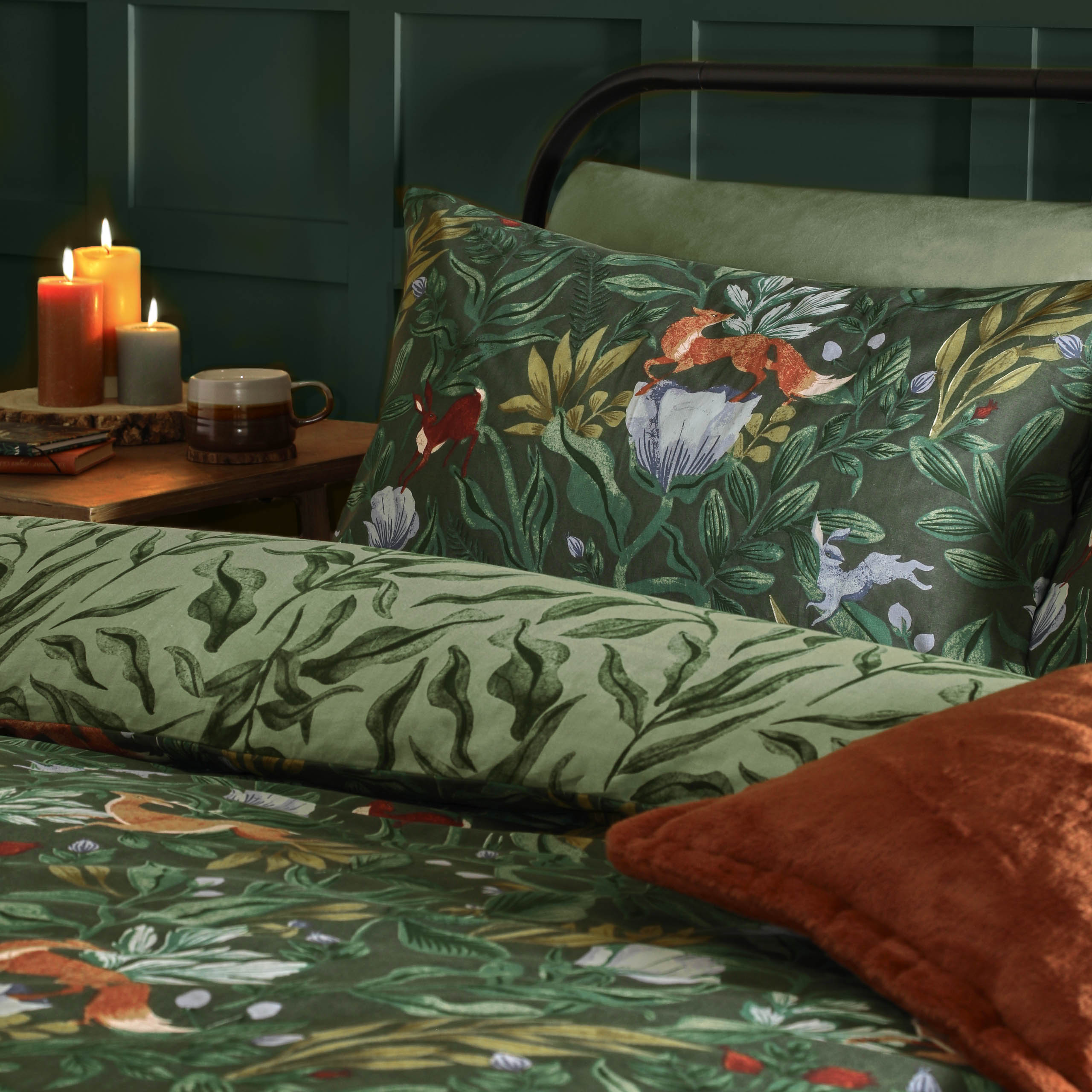 Into The Woods Printed Reversible Duvet Cover Set