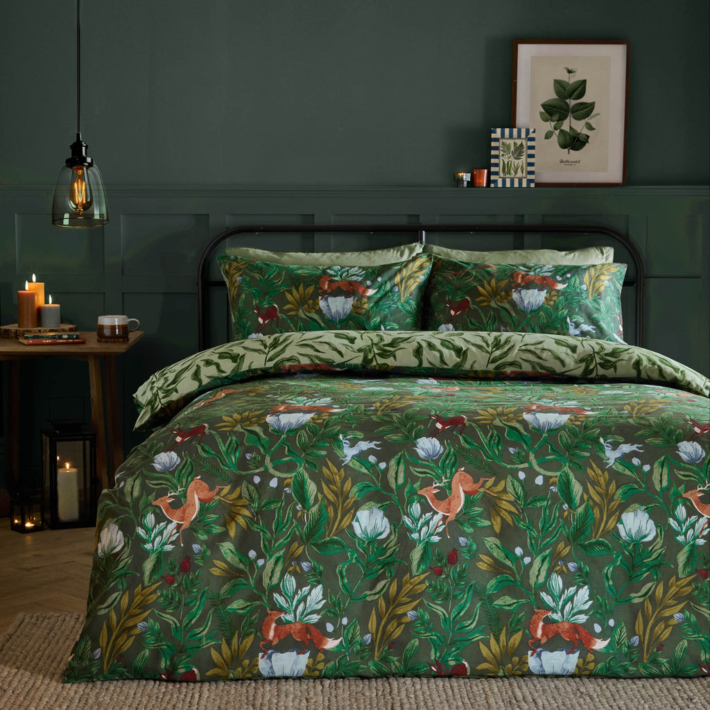 Into The Woods Printed Reversible Duvet Cover Set
