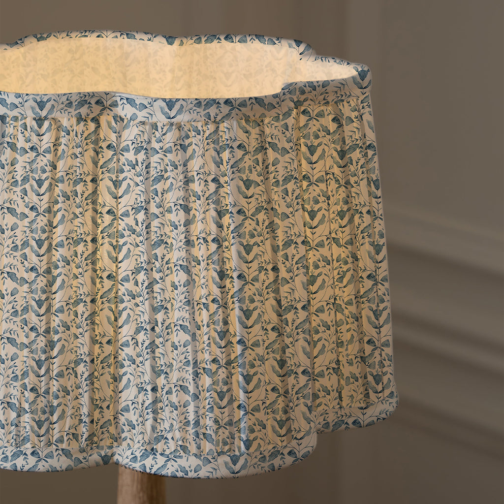 Juna Pleated Scalloped Lamp Shade