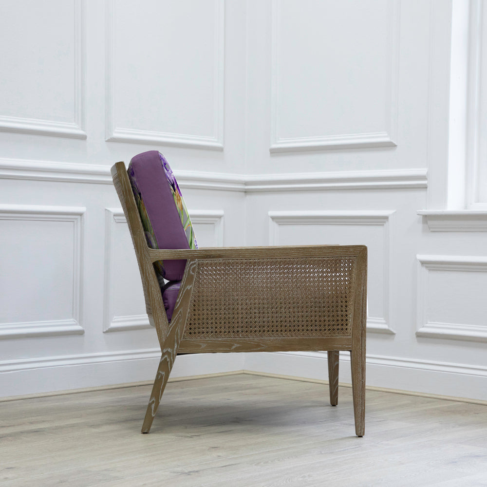 Elva Kirsi Chair
