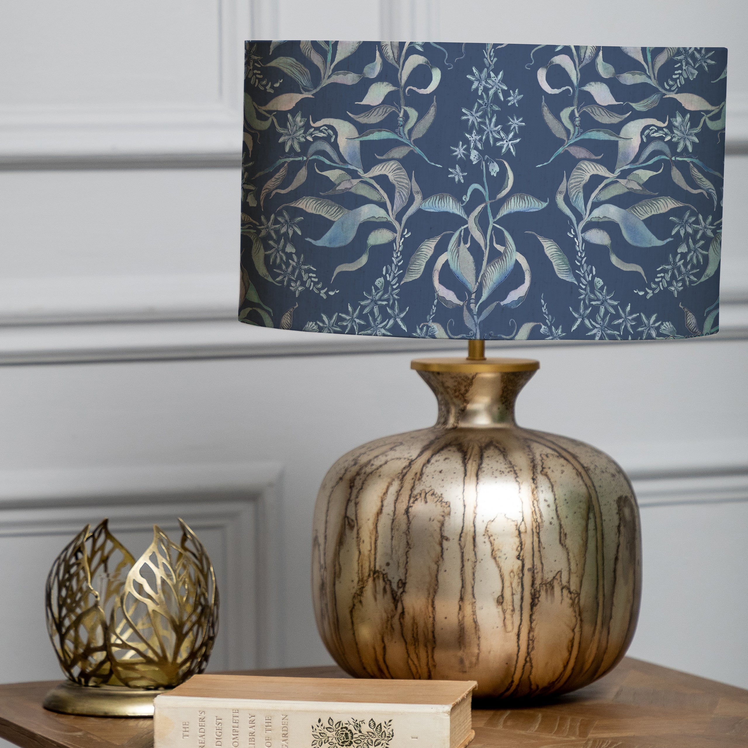 Hettie Eva & Elphaba Complete Table Lamp