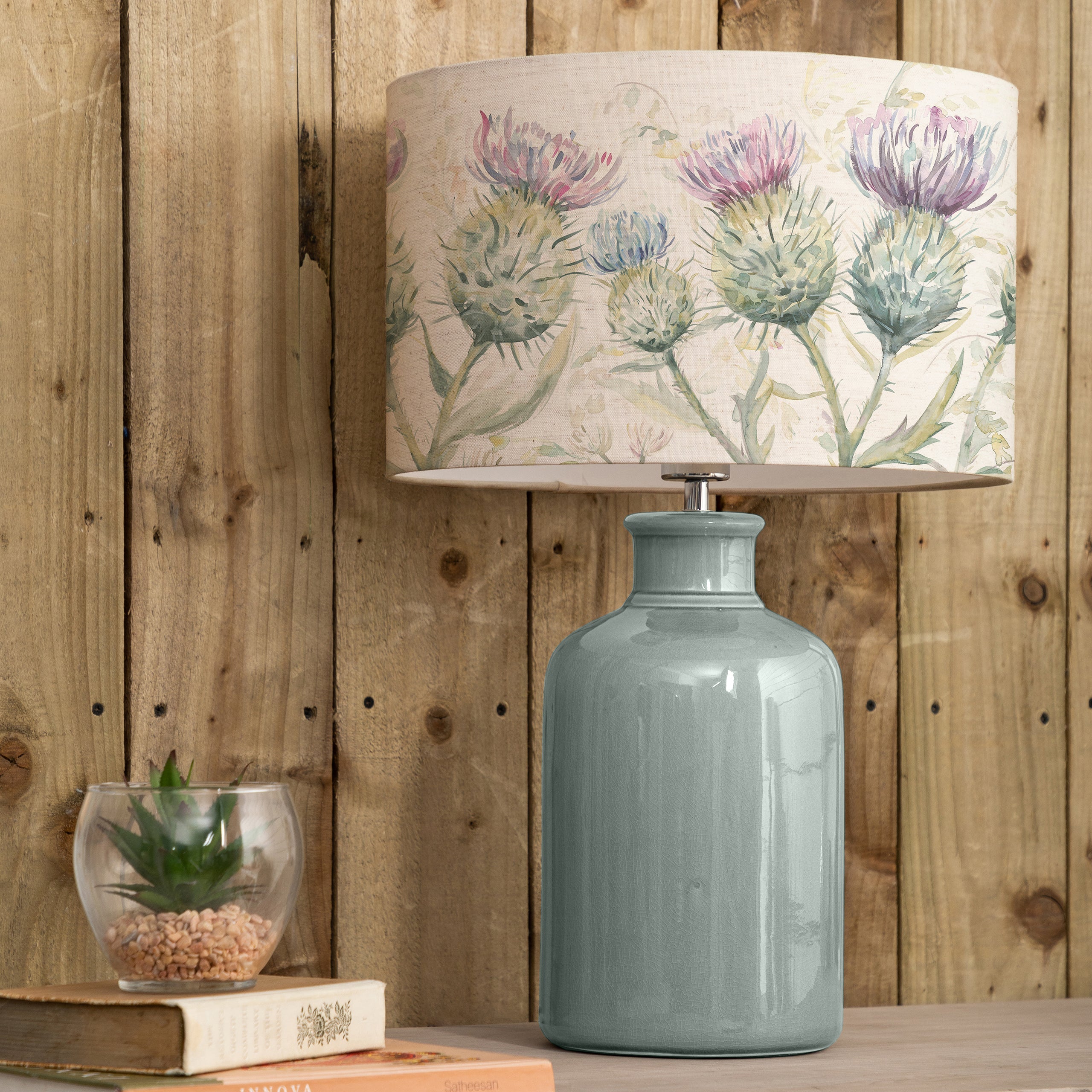 Thistle Glen Eva & Elspeth Complete Table Lamp