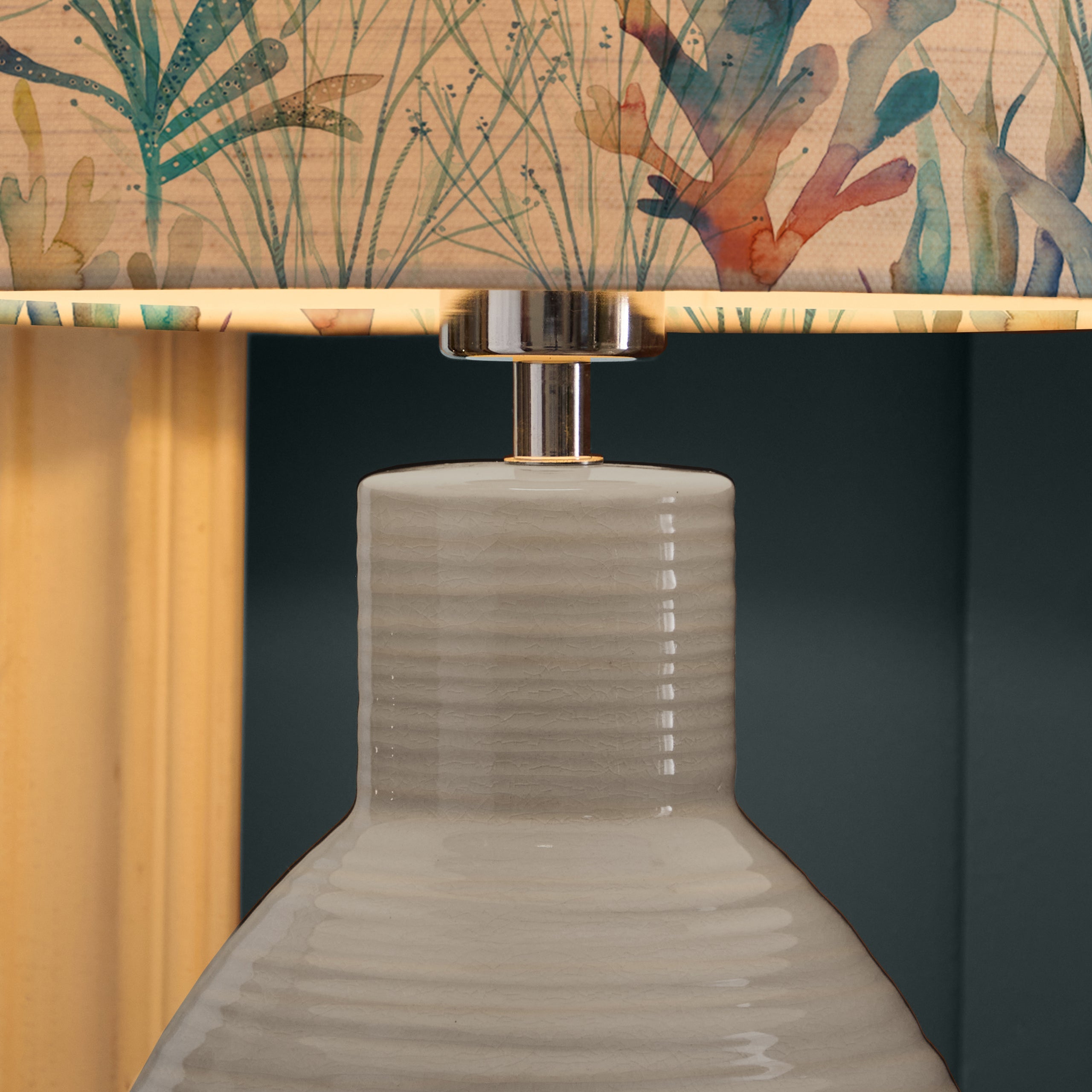 Coral Reef Eva & Epona Complete Table Lamp