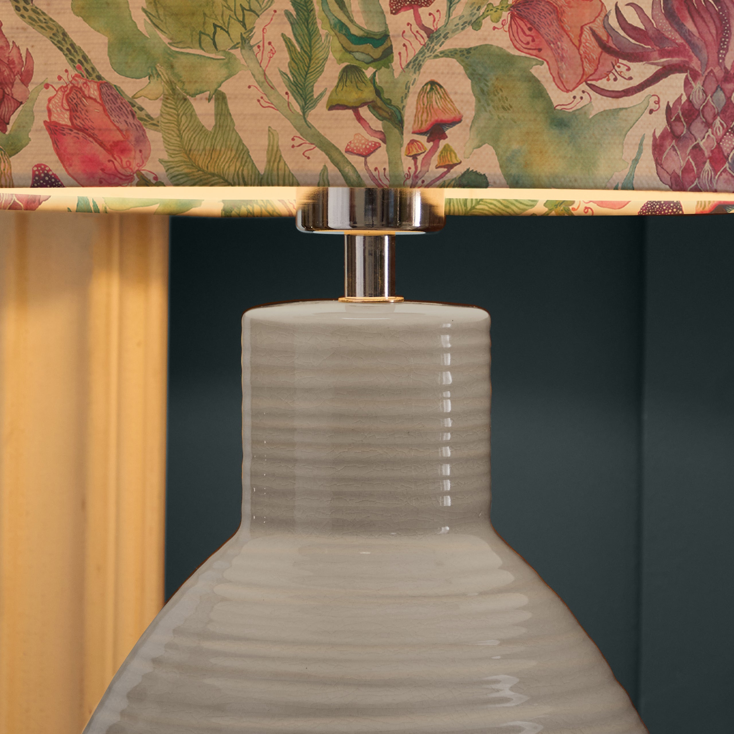 Fairytale Bristles Eva & Epona Complete Table Lamp