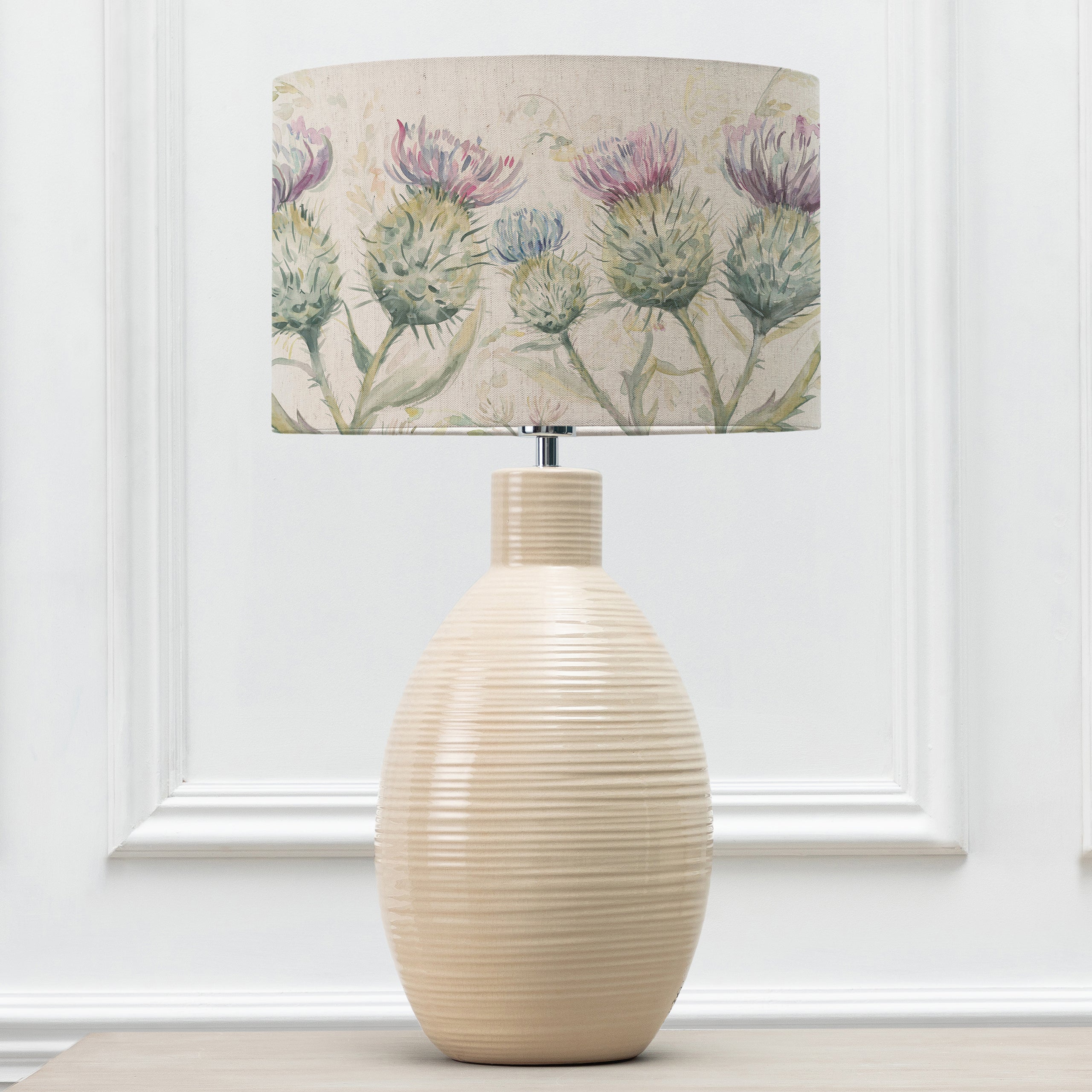 Thistle Glen Eva & Epona Complete Table Lamp