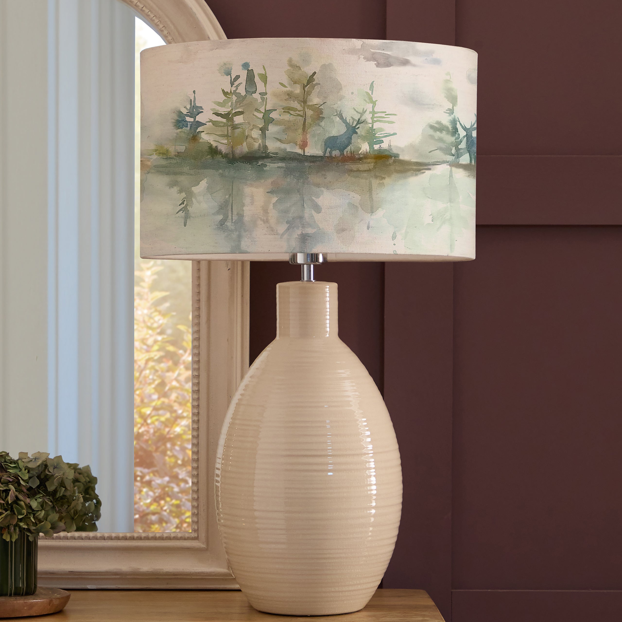Wilderness Eva & Epona Complete Table Lamp