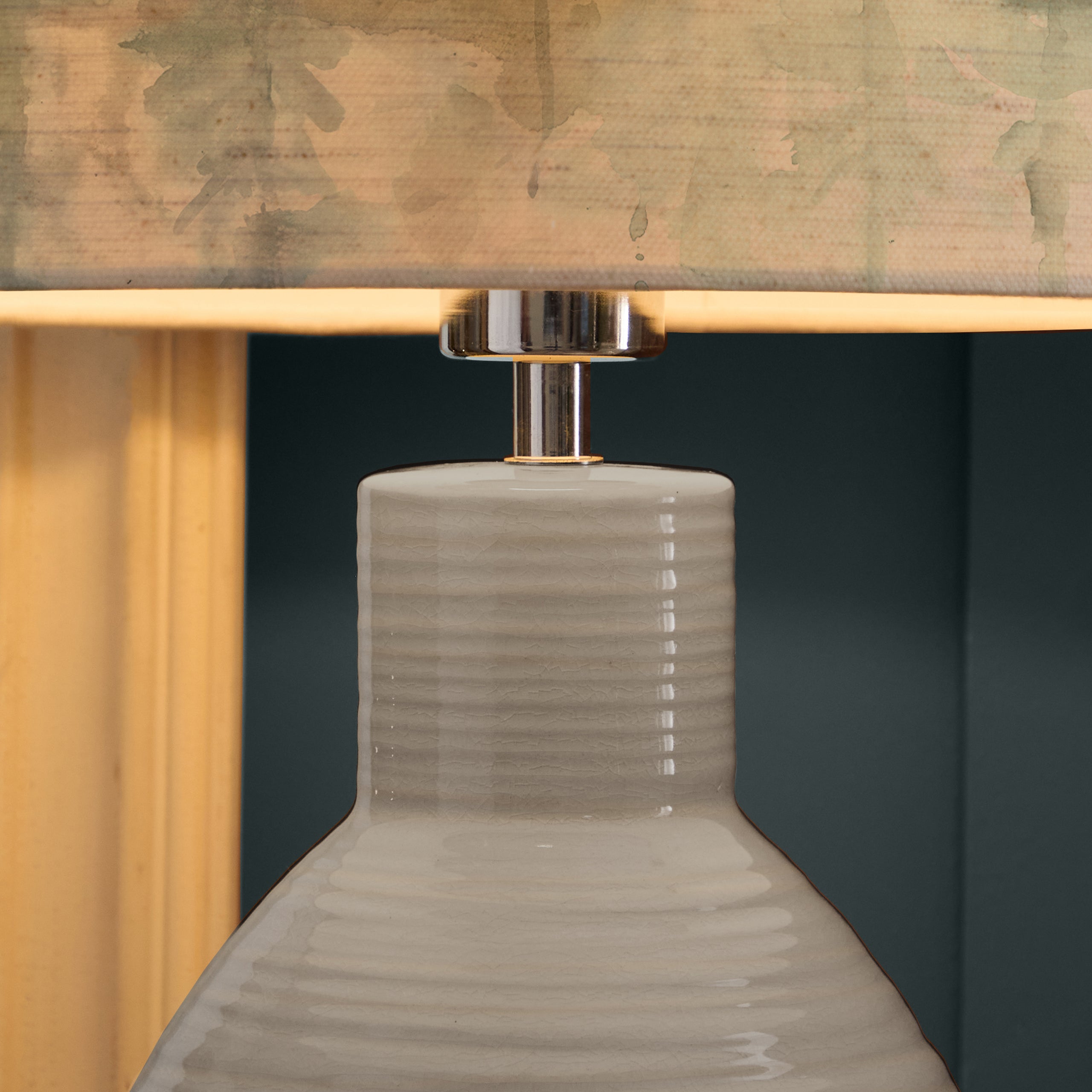 Wilderness Eva & Epona Complete Table Lamp