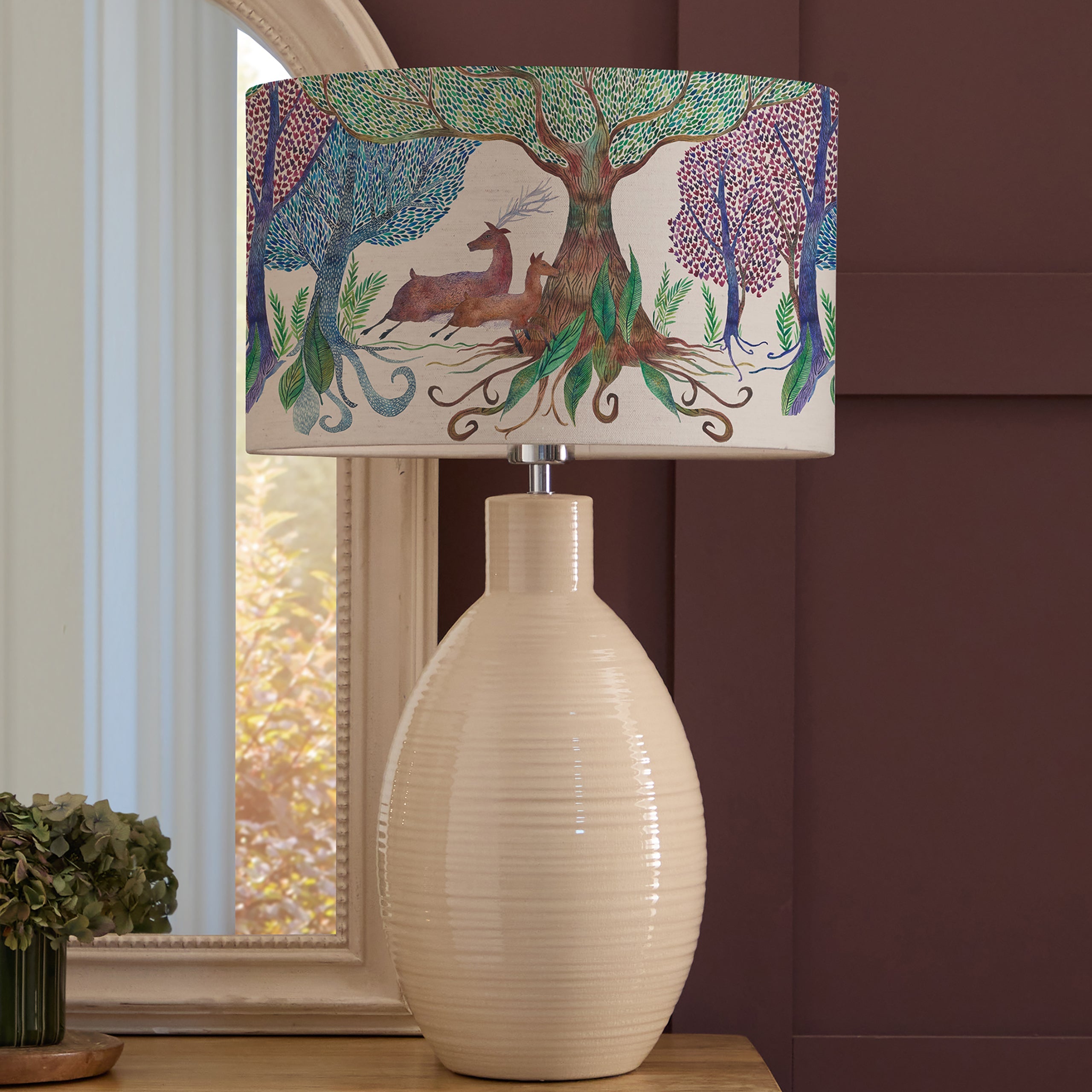 Willow Woods Eva & Epona Complete Table Lamp