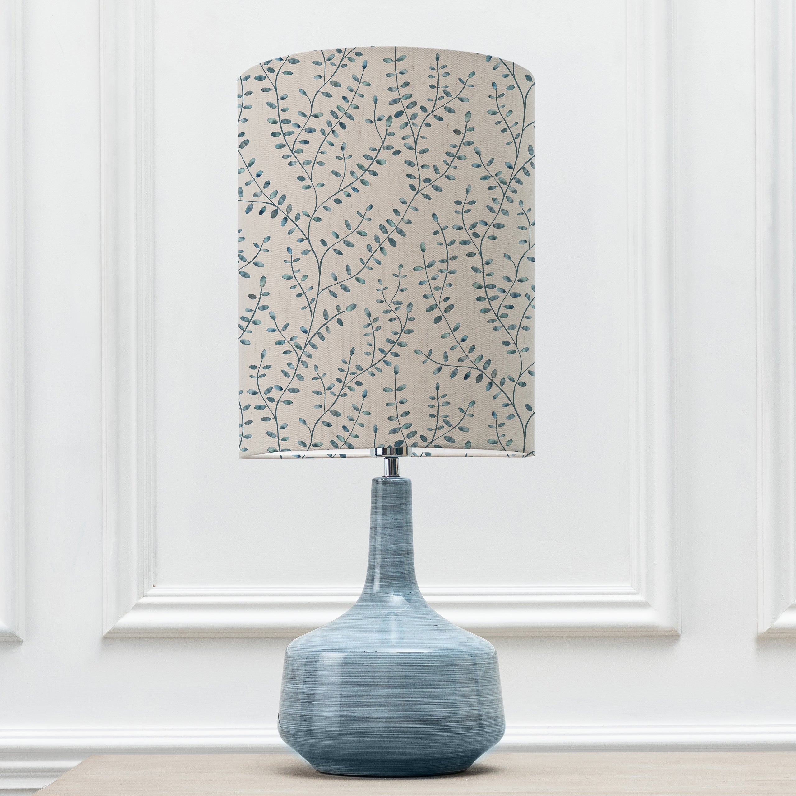 Eden Anna & Eris Complete Table Lamp