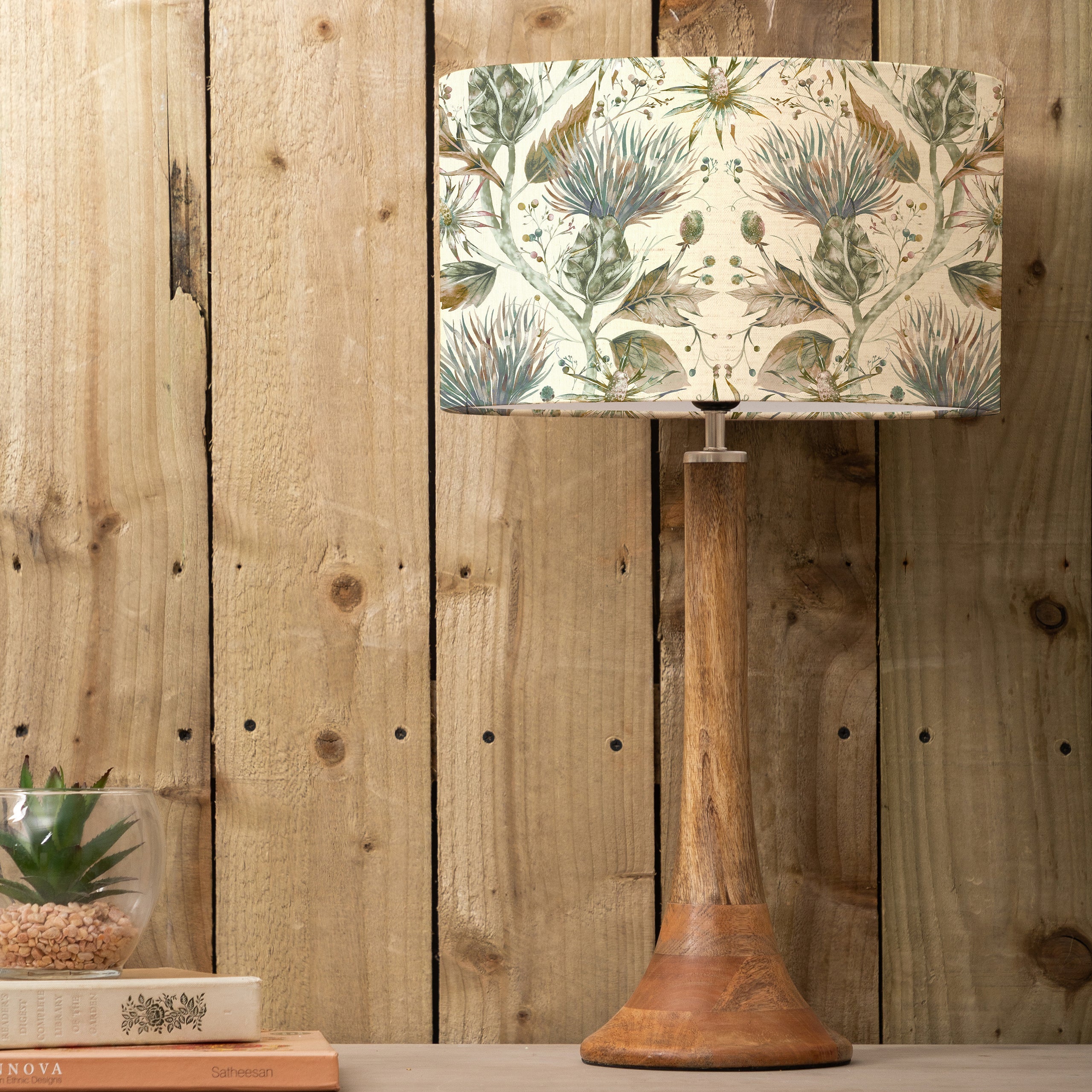 Varys Eva & Kinross Complete Table Lamp