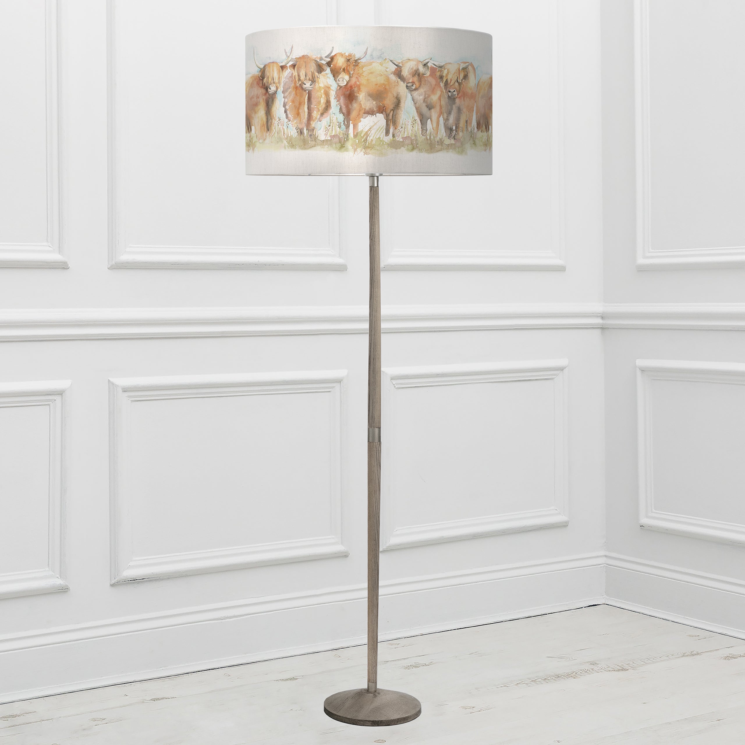 Highland Cattle Eva & Solensis Complete Floor Lamp