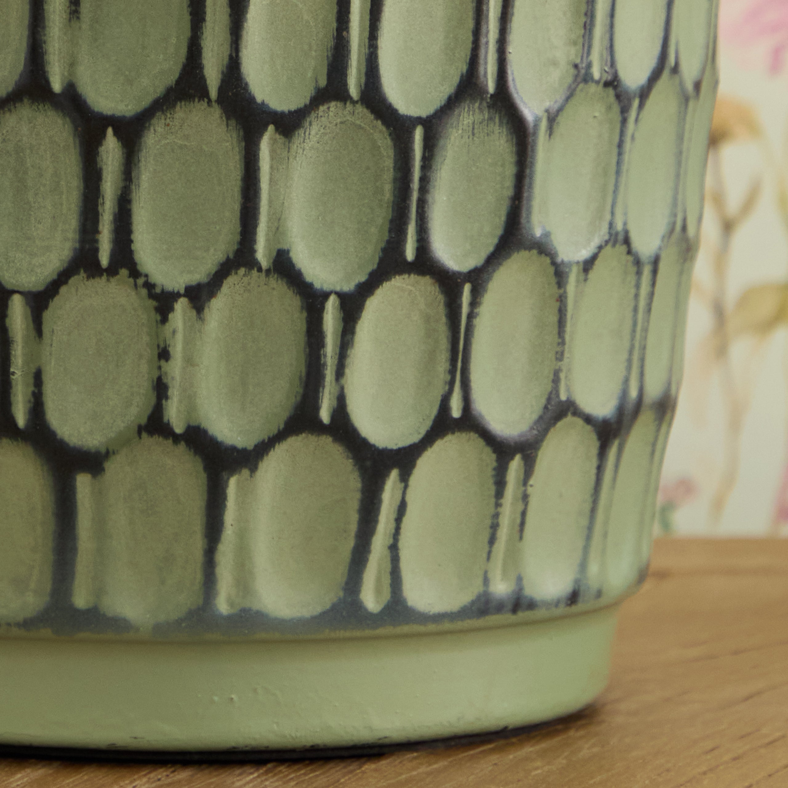 Cala Eva & Stornoway Complete Table Lamp