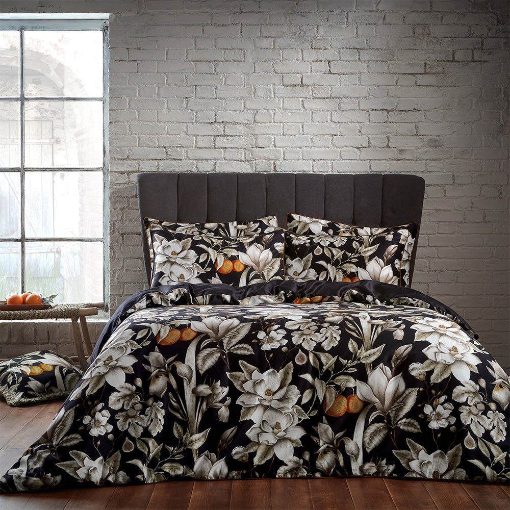Lavish Floral Printed Piped Cotton Sateen Duvet Cover Set