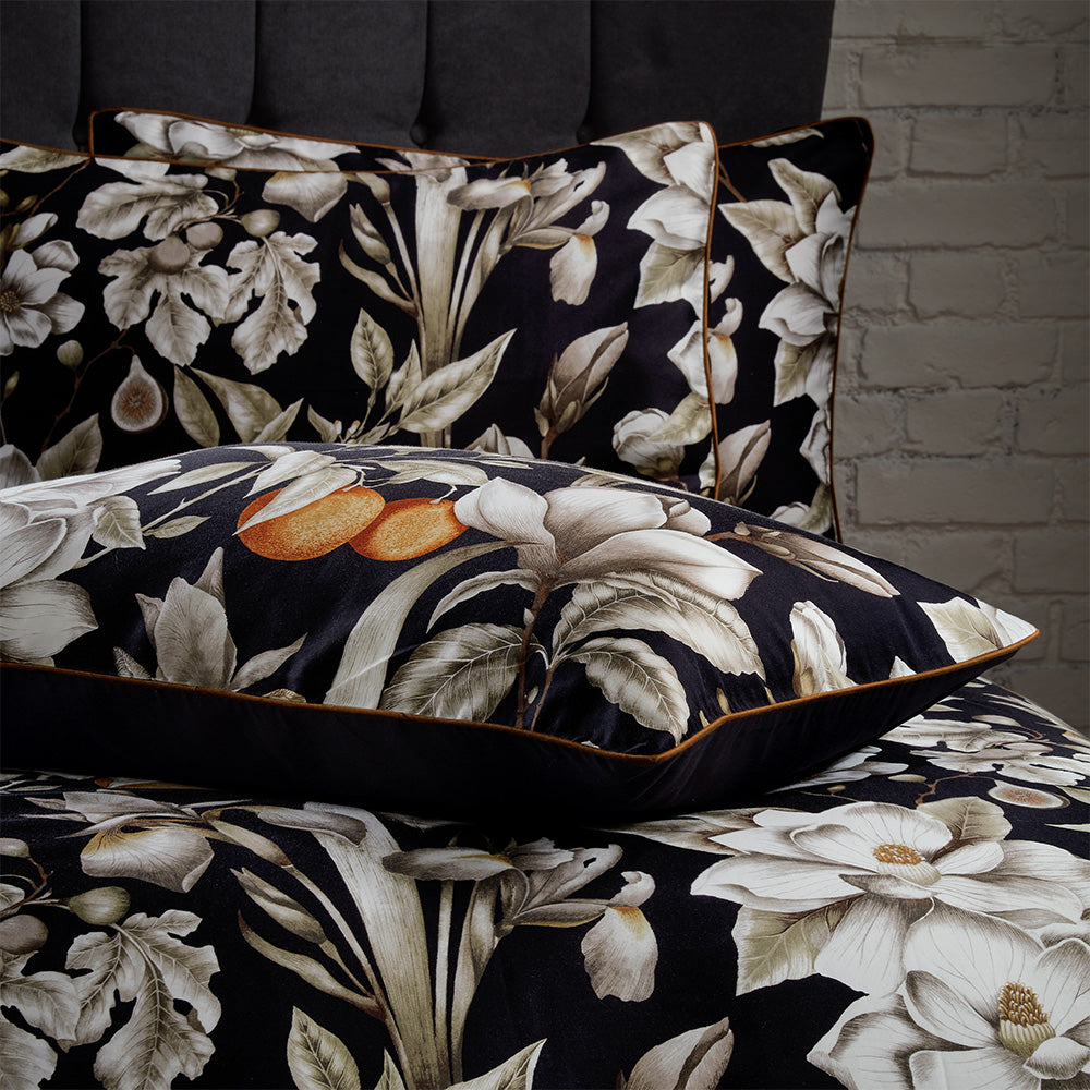 Lavish Floral Printed Piped Cotton Sateen Duvet Cover Set