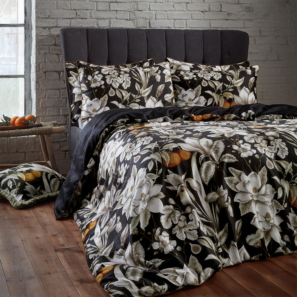 Lavish Floral Printed Piped Cotton Sateen Duvet Cover Set