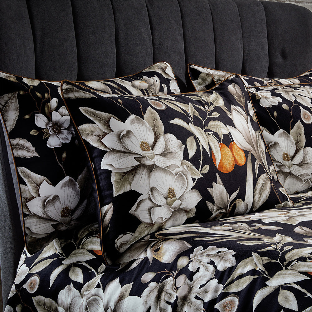 Lavish Floral Printed Piped Cotton Sateen Pillowcase Pair