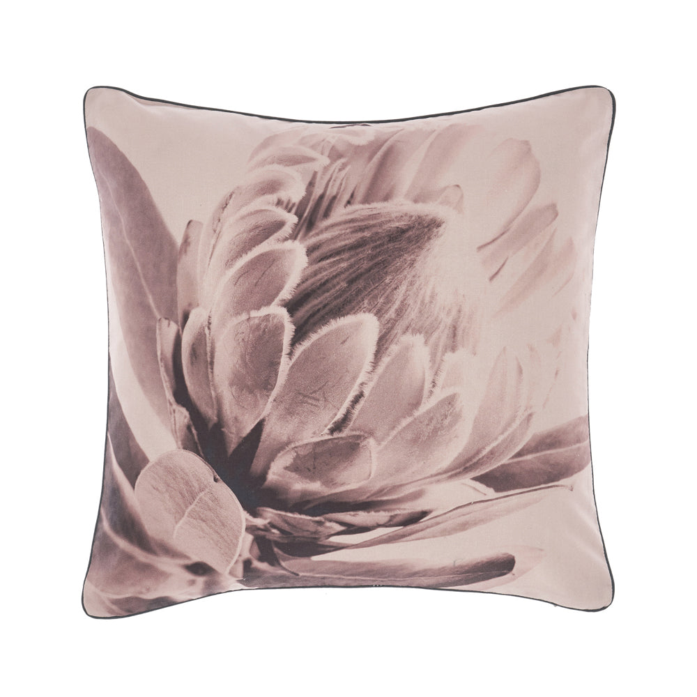 Alice Grandiflora Cushion