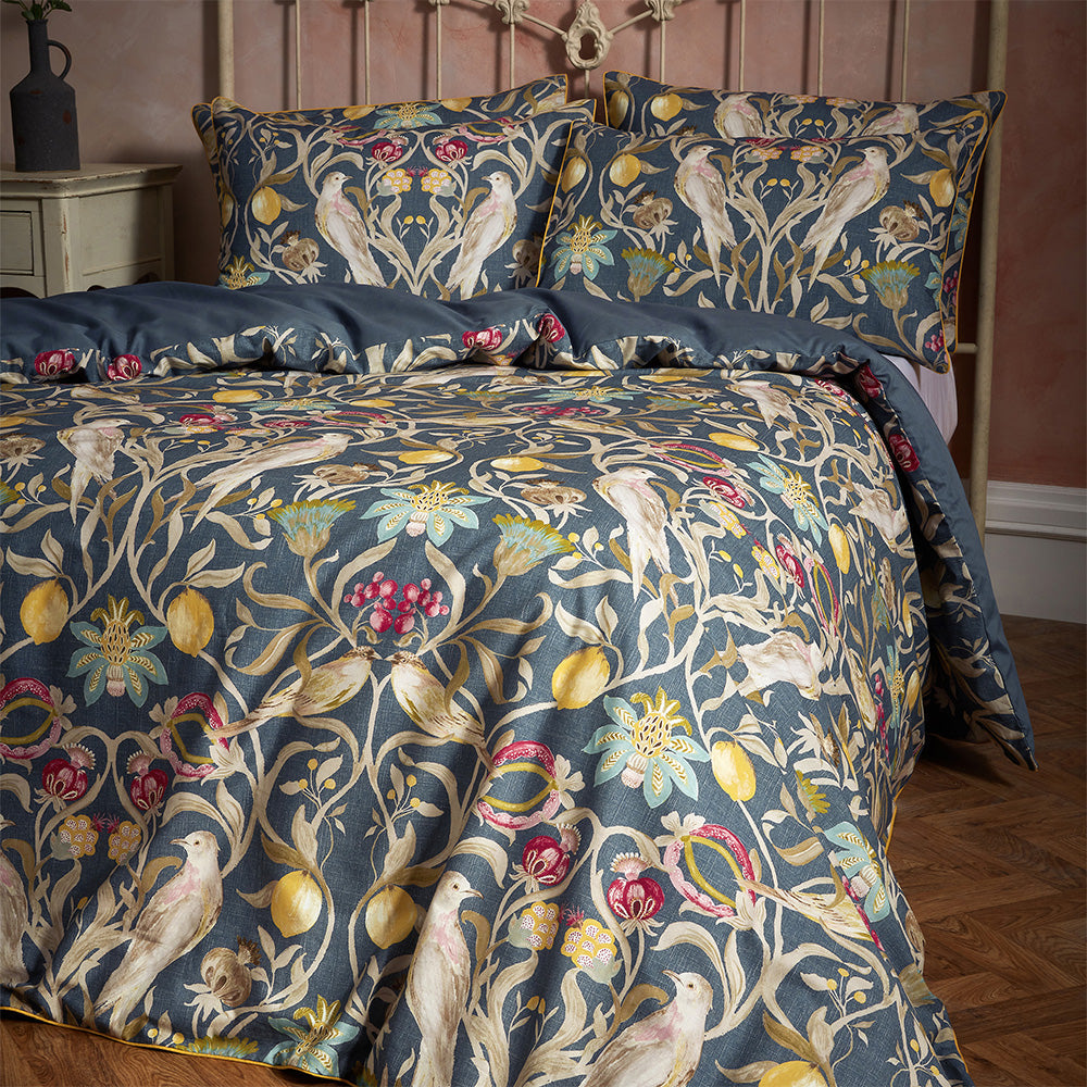 Songbird Traditional Floral Printed Piped Duvet Cover Set