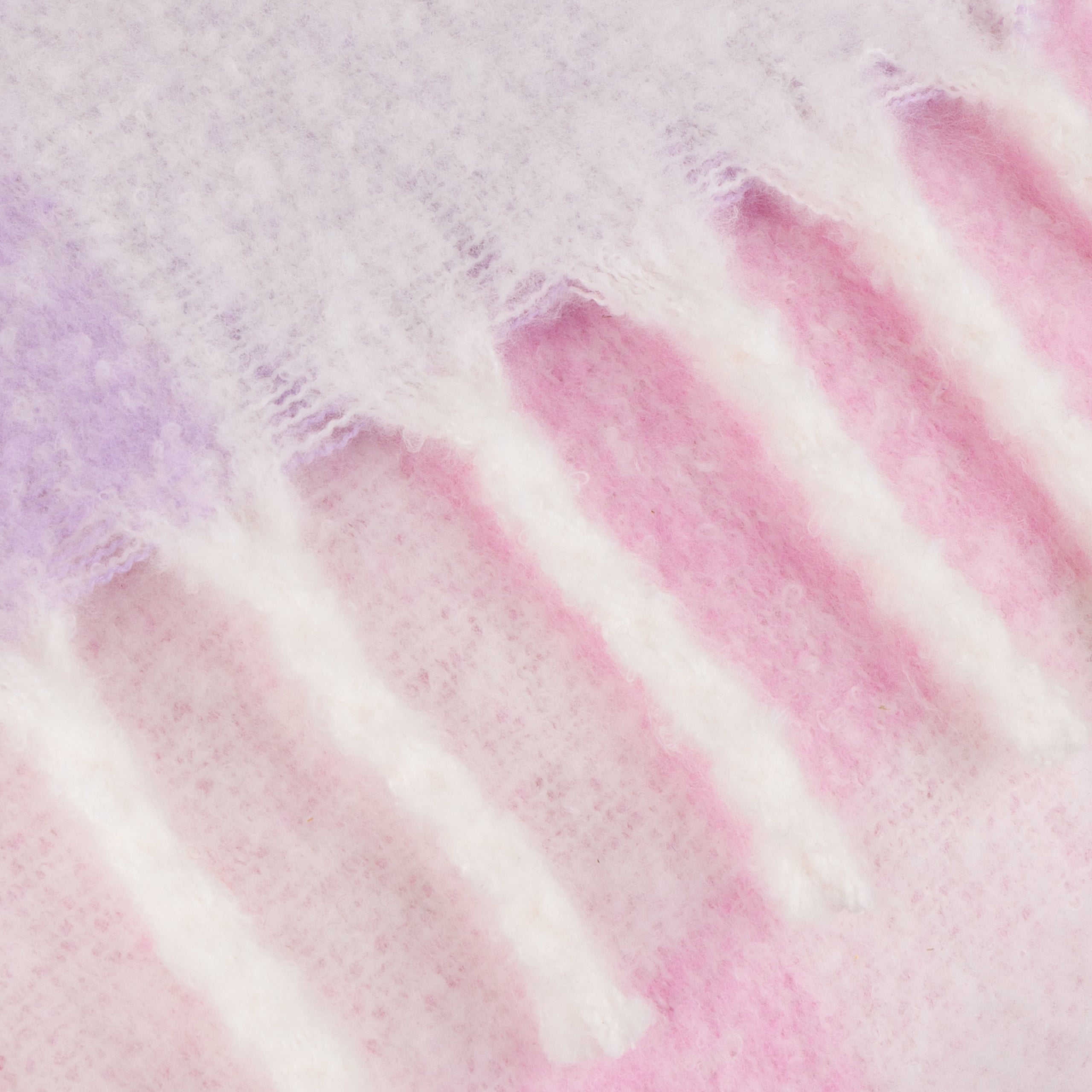 Maisie Checked Tasselled Throw