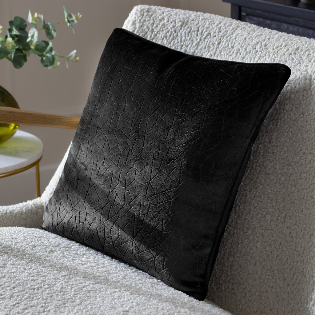 Malans Piped Velvet Cushion
