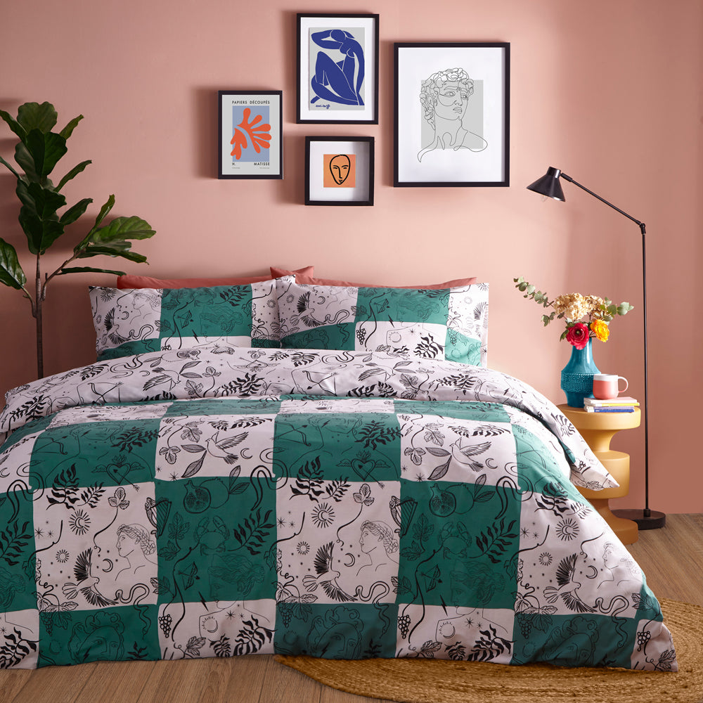 Mythos Checkerboard Printed Checked Reversible Duvet Cover Set