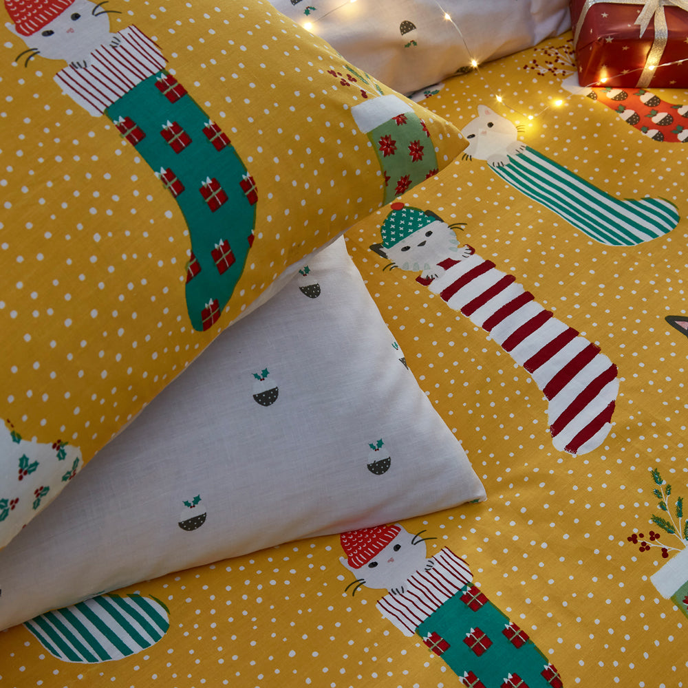 Meowy Christmas Festive Duvet Cover Set