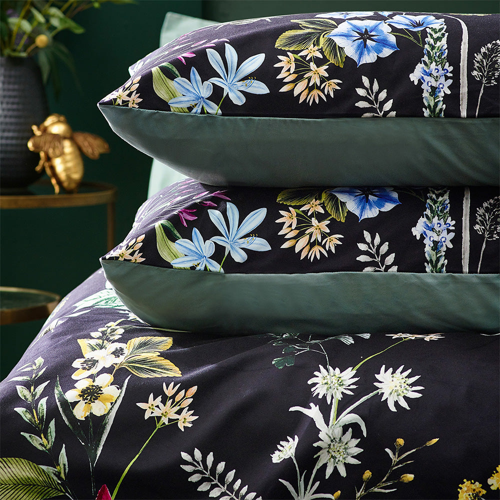 Midnight Bee Floral Velvet Duvet Cover Set