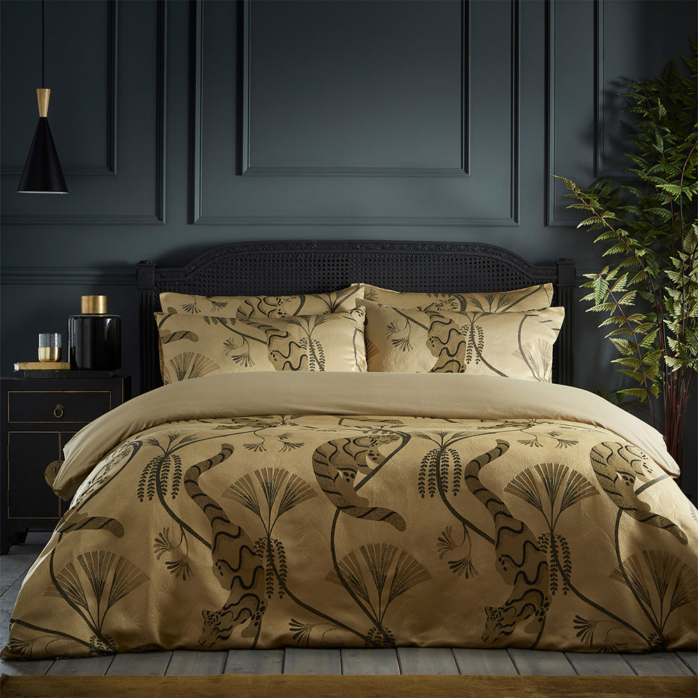 Moondusk Exotic Animal Jacquard Duvet Cover Set