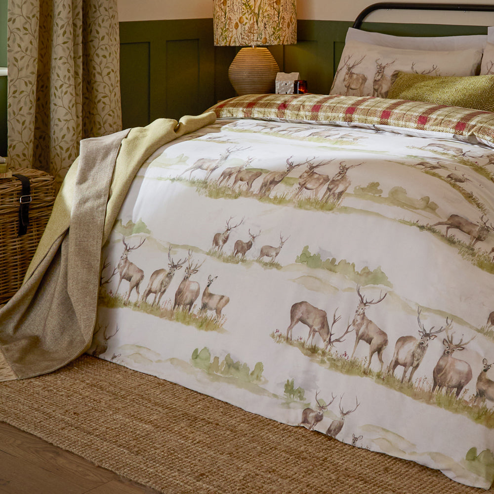 Moorland Stag 100% Cotton Reversible Duvet Cover Set