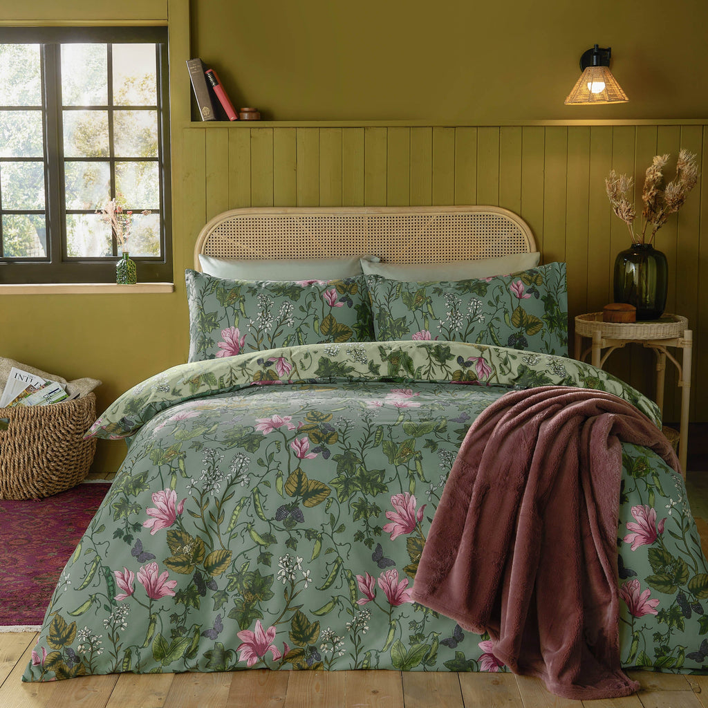 Mystic Berry Floral Reversible Duvet Cover Set