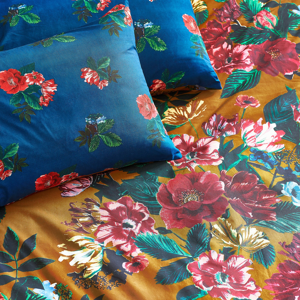 Nadya Floral Duvet Cover Set