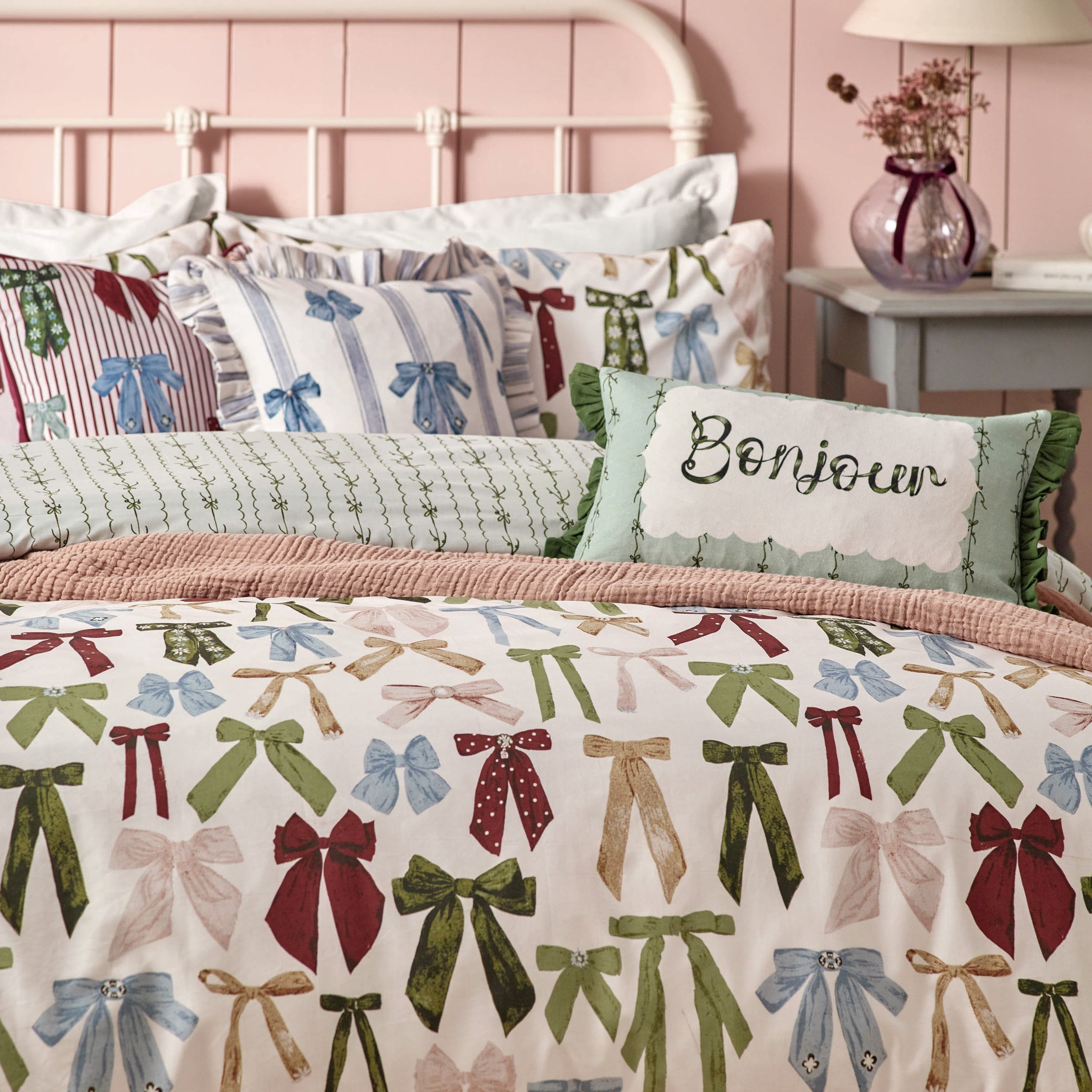 Noortje Bows Printed Reversible Duvet Cover Set