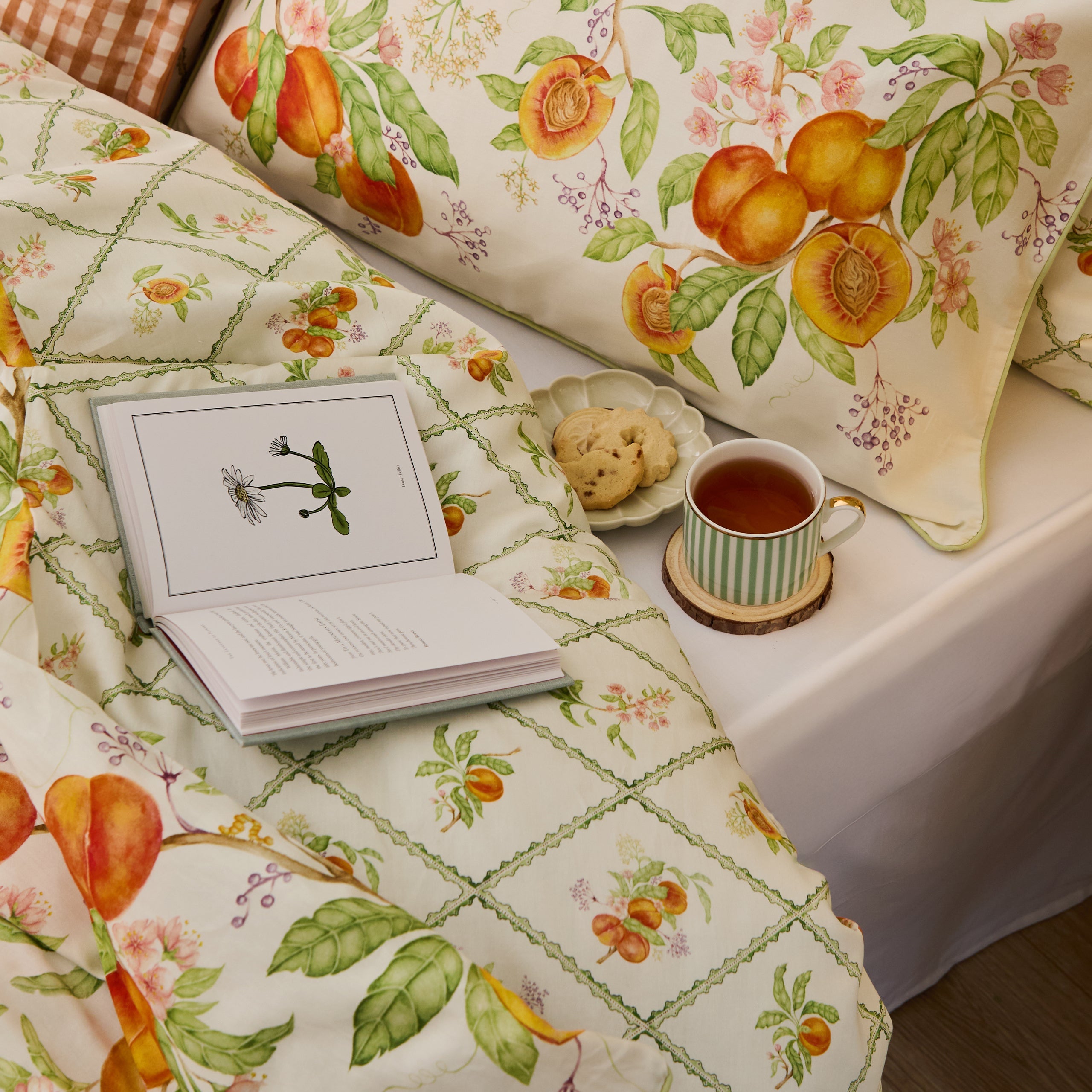 Peach Harvest Printed Duvet Cover Set