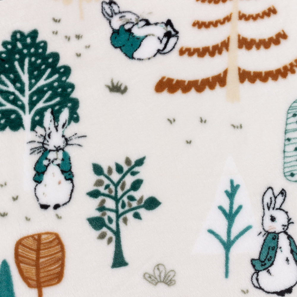 Scandi Woods Peter Rabbit™ Throw