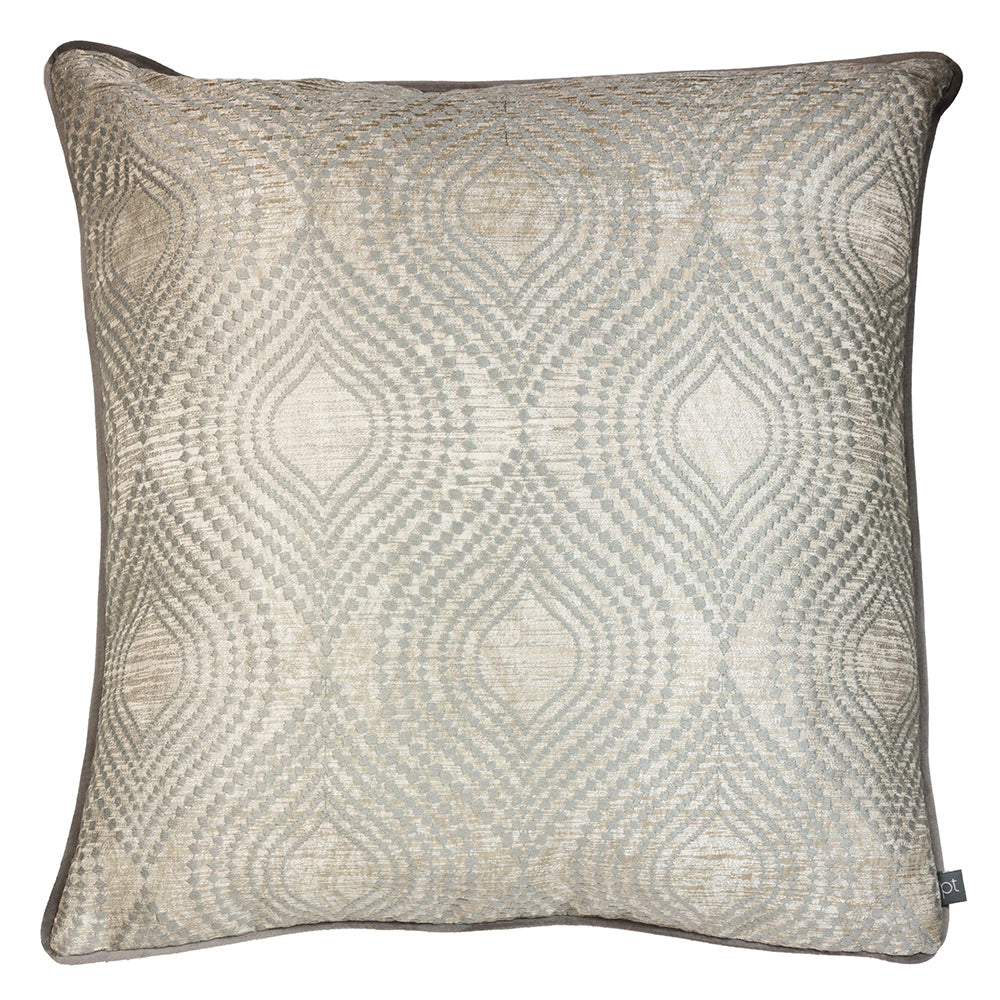 Radiance Geometric Cushion