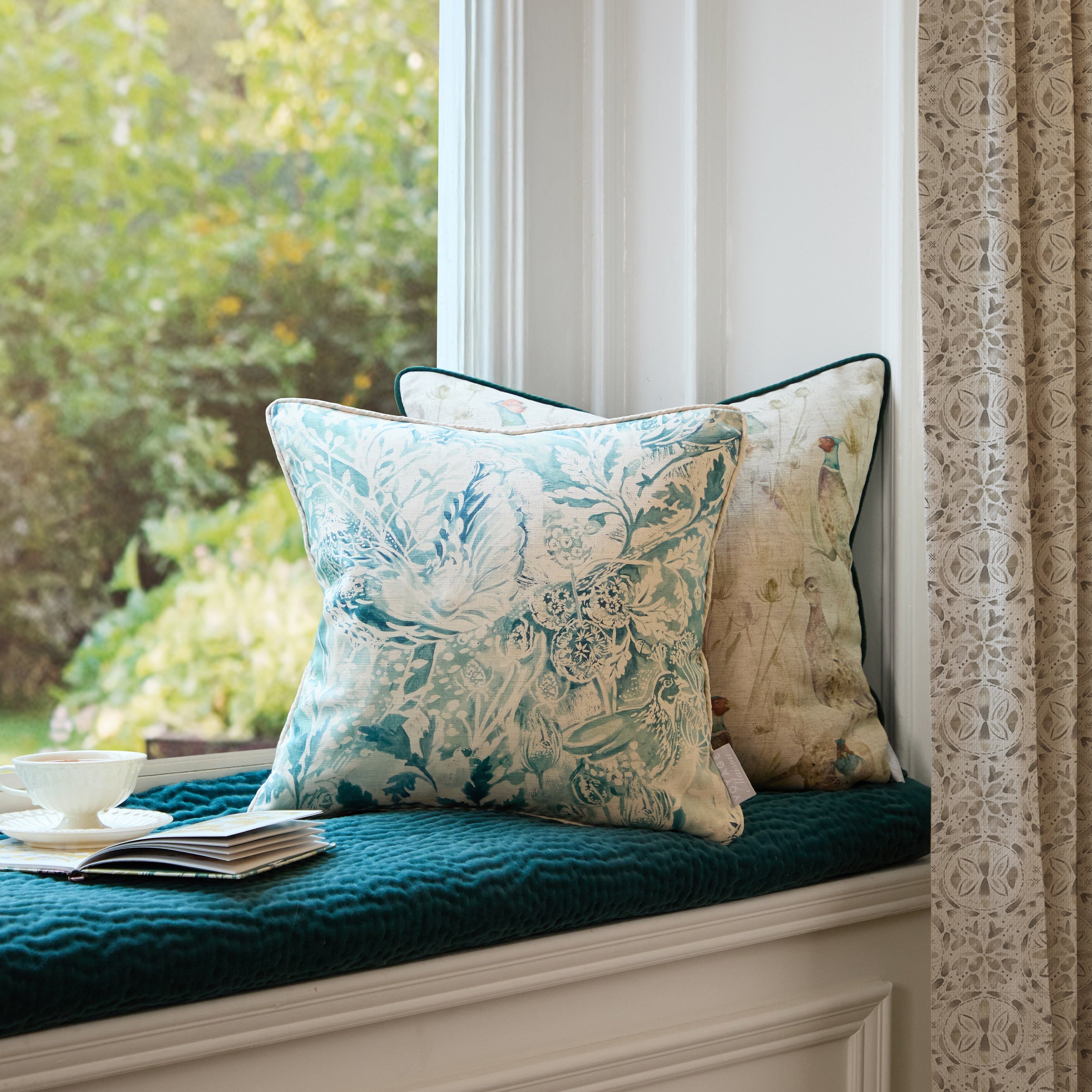 Rothesay Printed Piped Cushion Duck