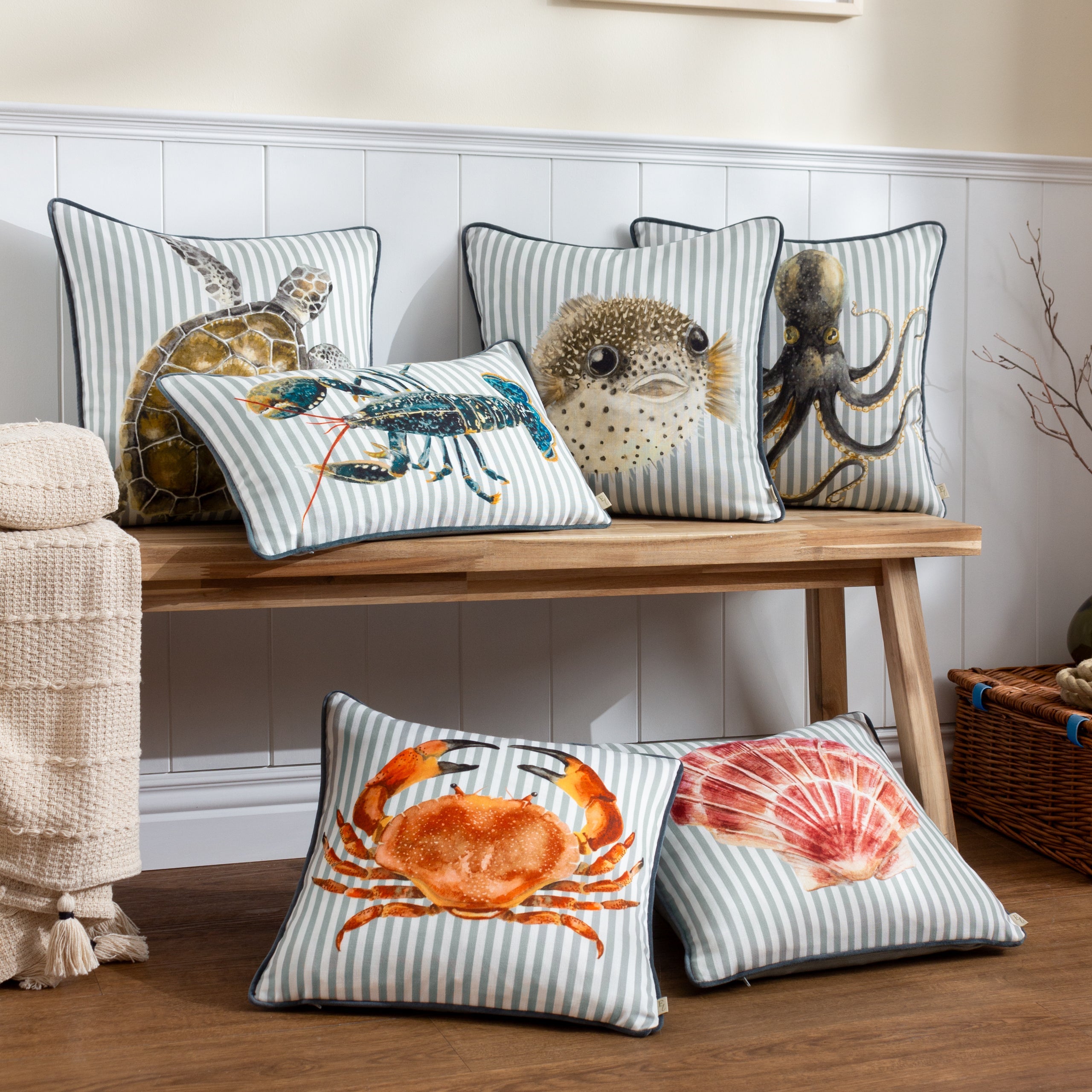Salcombe Scallop Piped Cushion