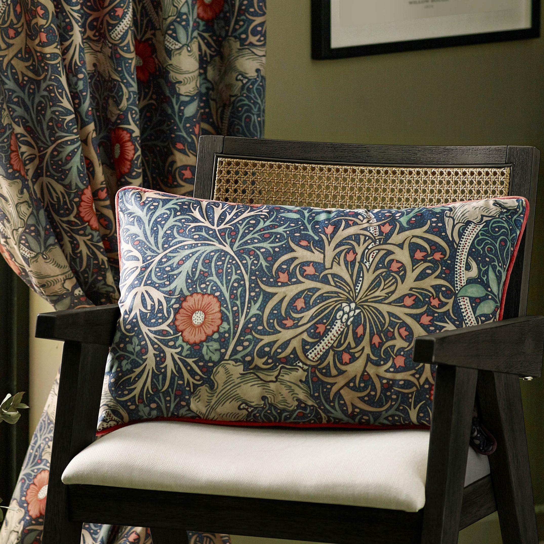 Seaweed Printed Velvet Cushion