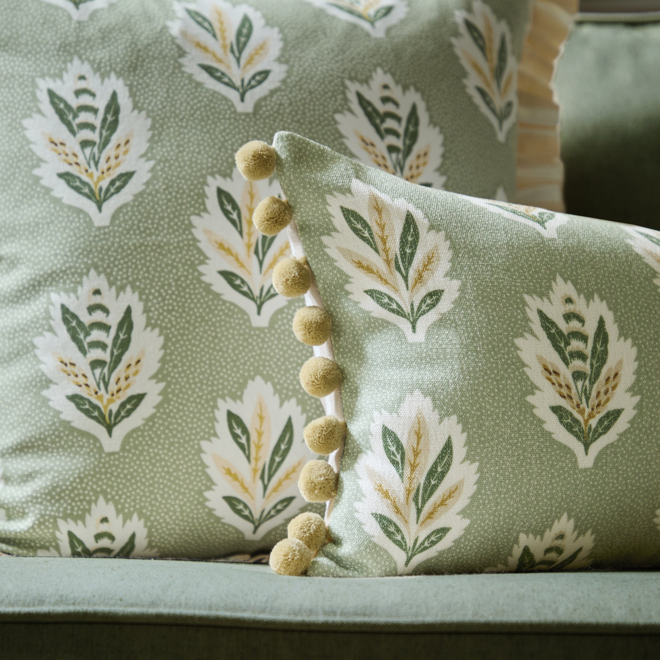 Sessile Leaf Printed Cushion