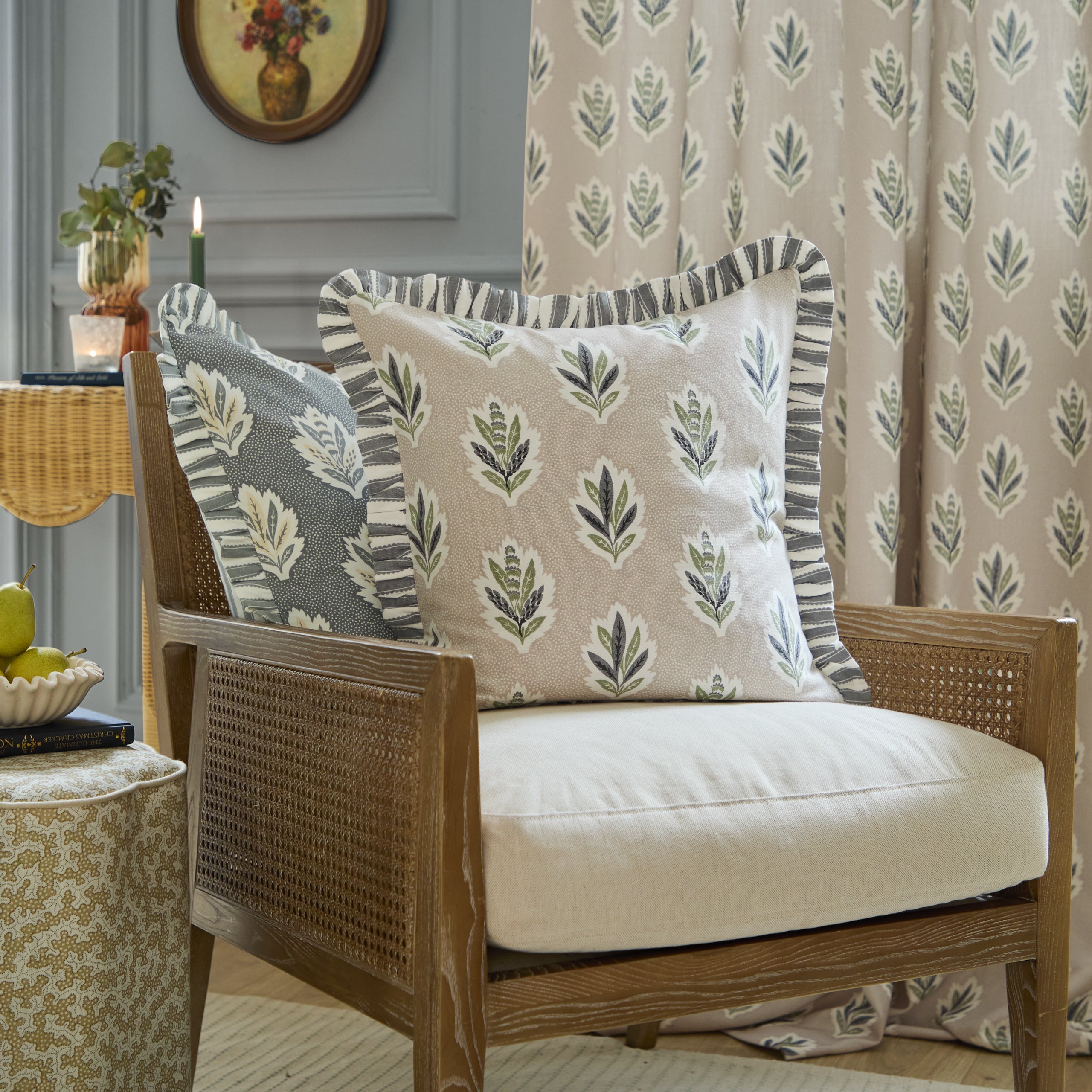 Sessile Leaf Ruffle Cushion