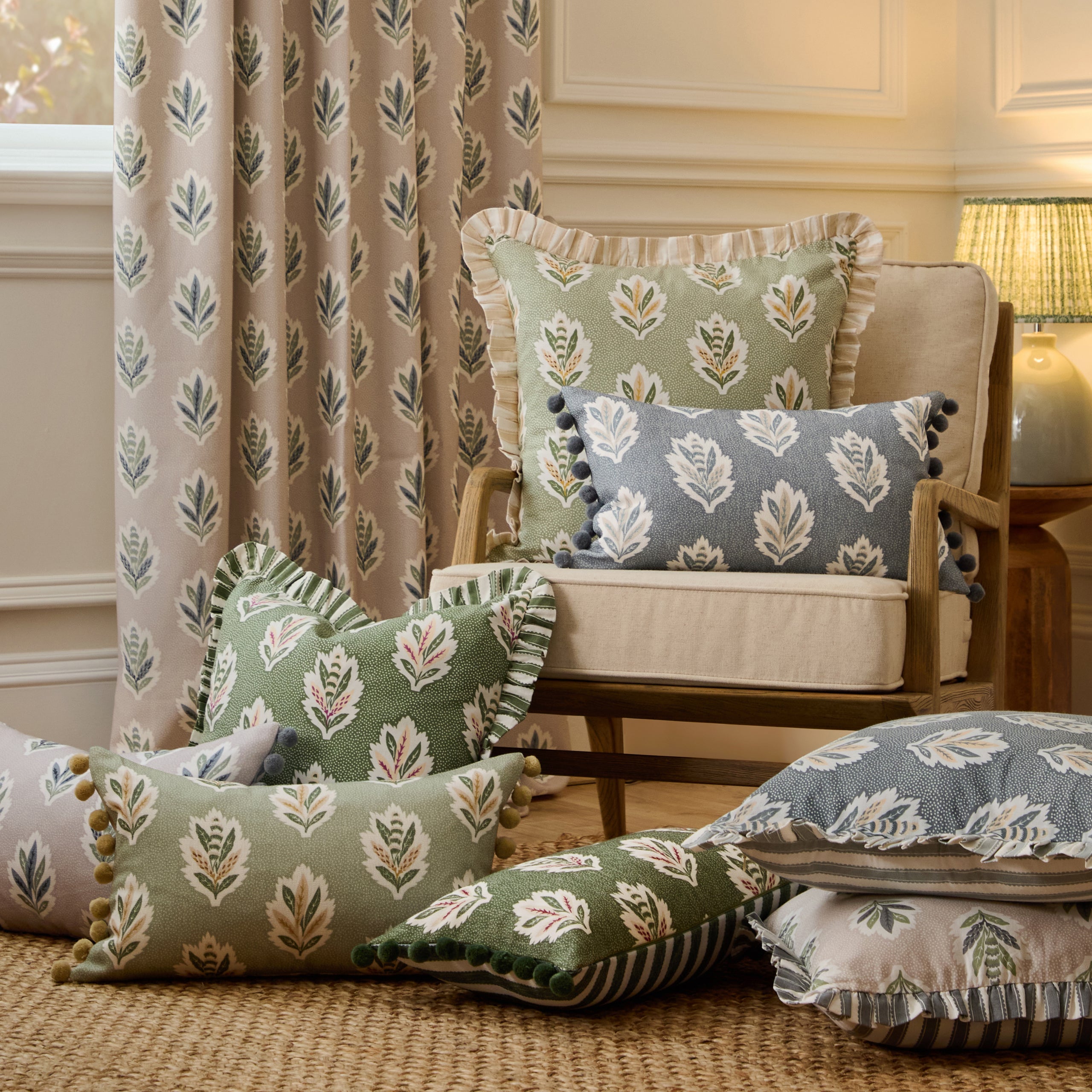 Sessile Leaf Ruffle Cushion